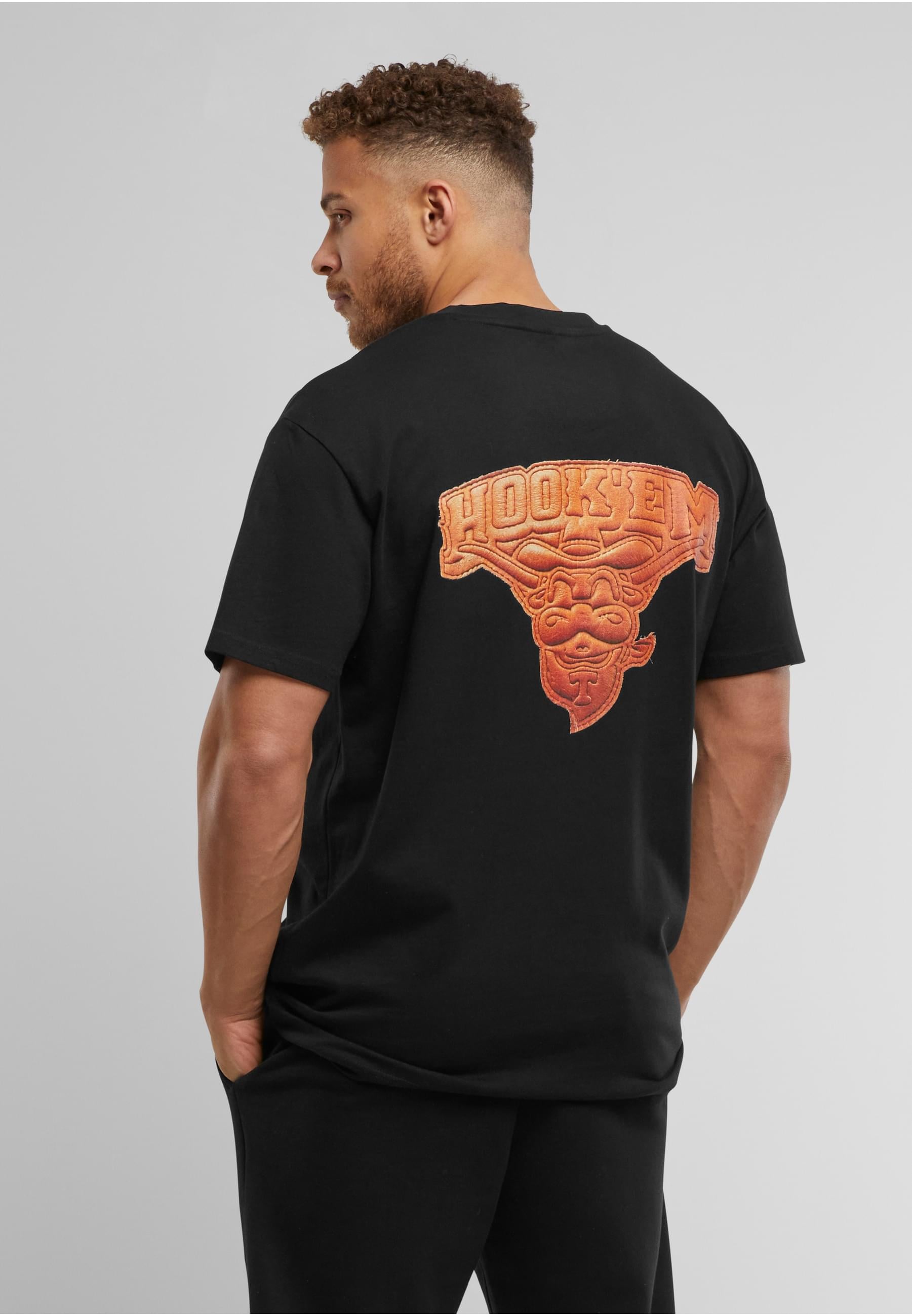 Upscale by Mister Tee T-Shirt »Upscale by Mister Tee Texas Longhorns Leather Oversize Tee« 1 Stk. tlg.