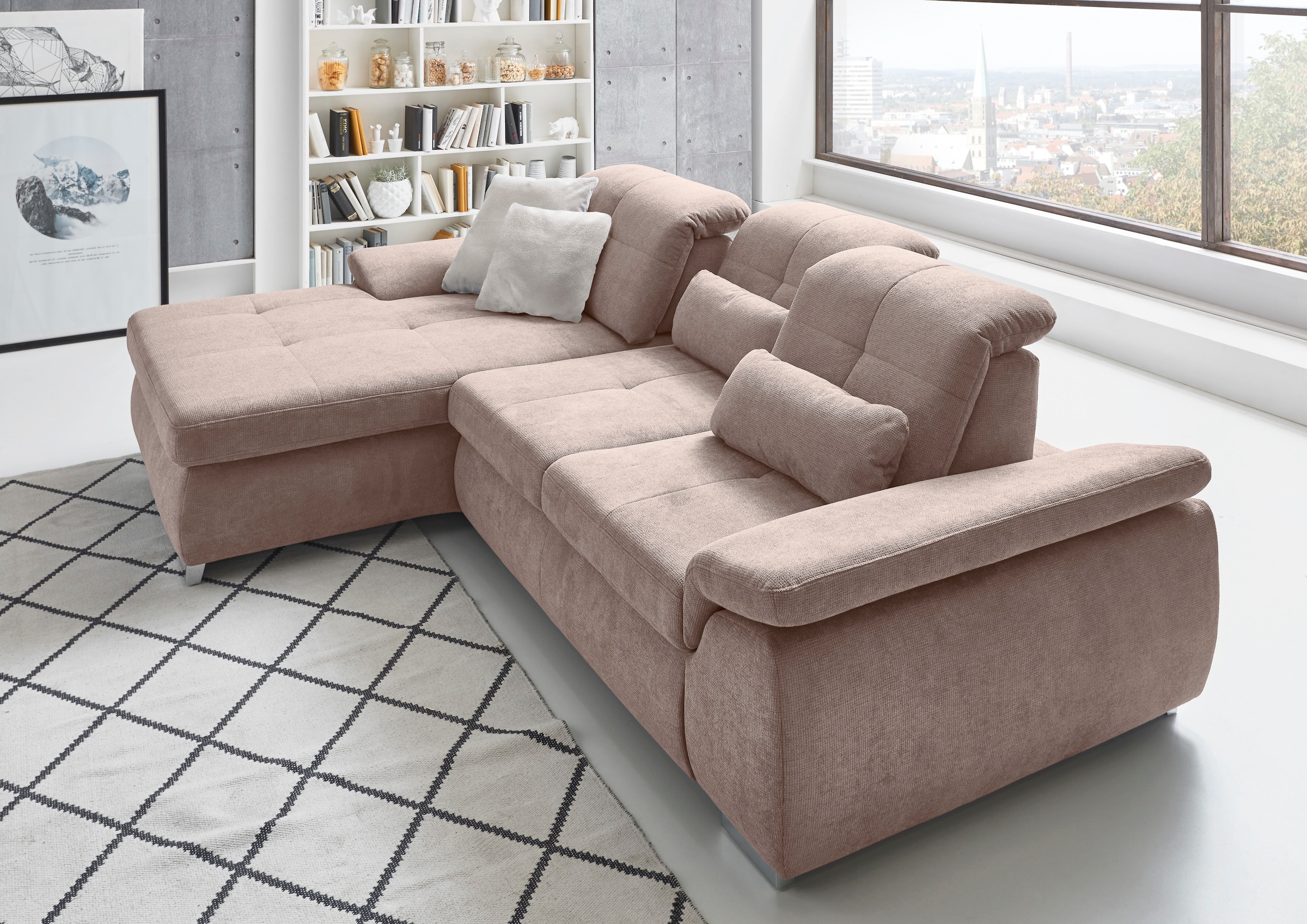 Die PlanBar Ecksofa »MP-IN16037 L-Form mit Federkern-Polsterung« mit Sitztiefenverstellung & Zierkissen,