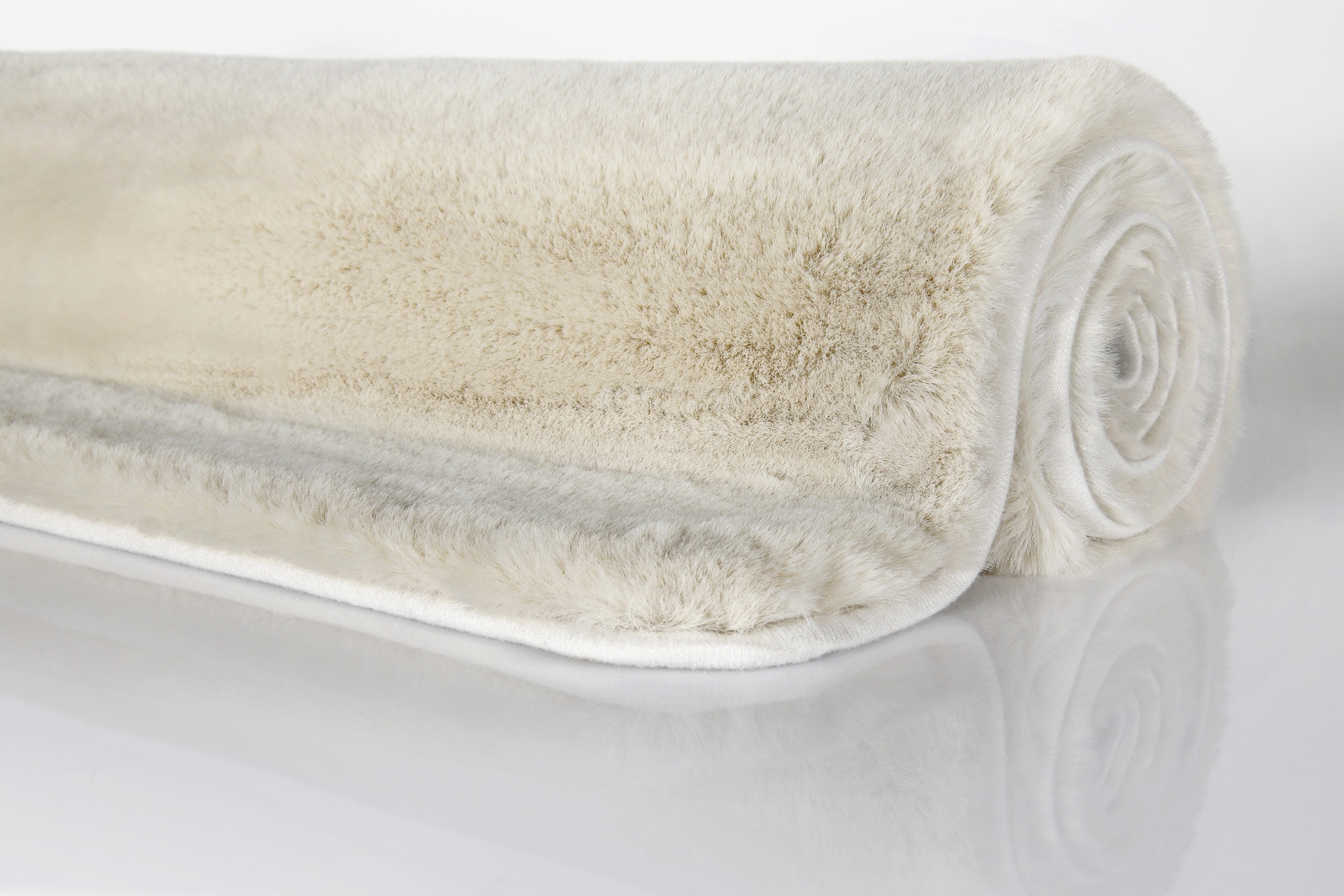 Wecon home Basics Badematte »Emil« Höhe 25 mm waschbar, rutschfest, strapazierfähig, pflegeleicht und super weich