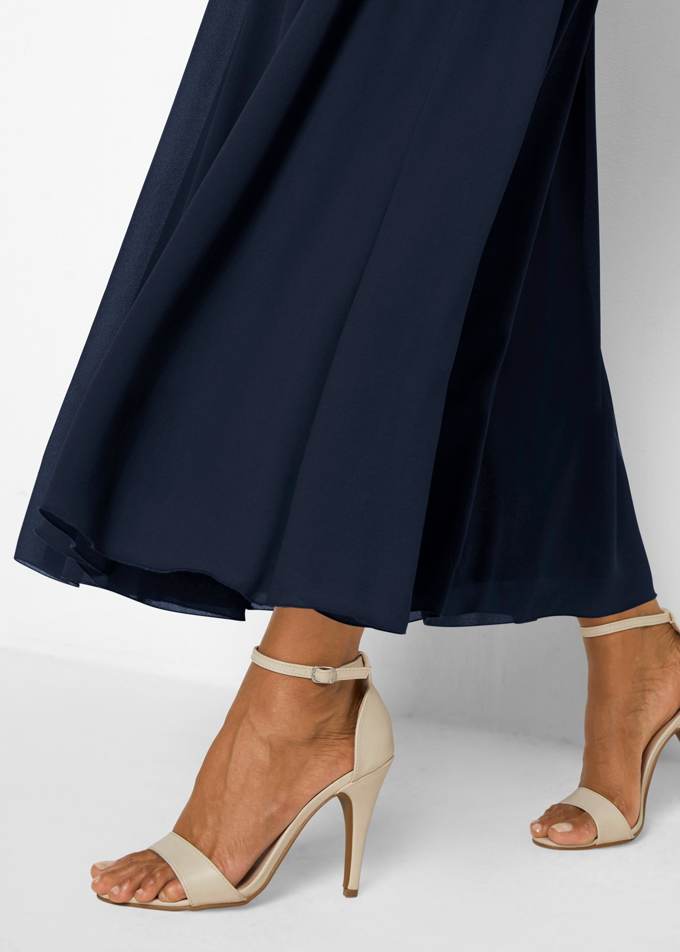 bonprix Maxikleid »Maxikleid mit Spitze« für festliche Anlässe, vollständig gefüttert, taillierte Passform