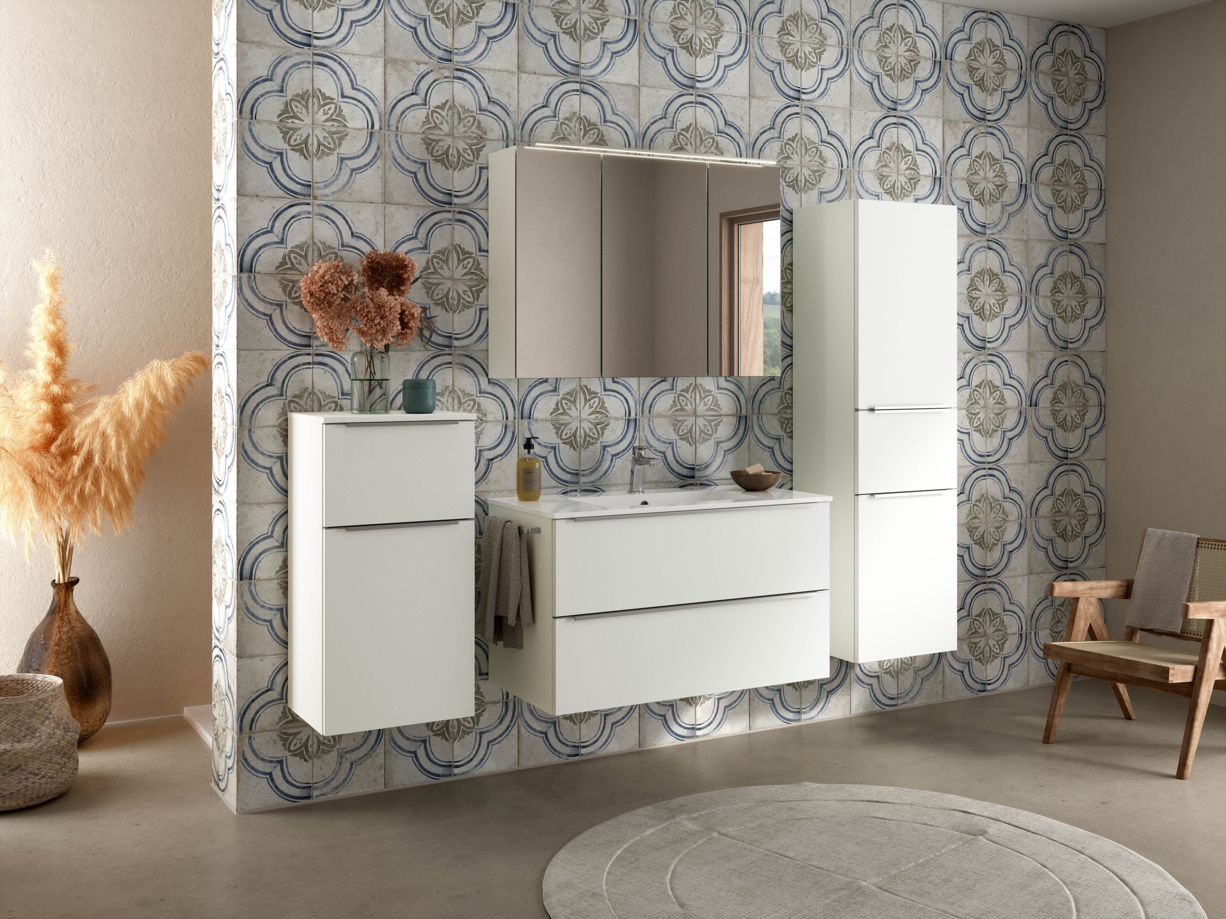 nobilia® Badmöbel-Set »Levere«, (4 St., vormontiert, mit Soft-Close), inkl. Spiegelschrank mit Beleuchtung und Dimmerfunktion, in 4 Breiten