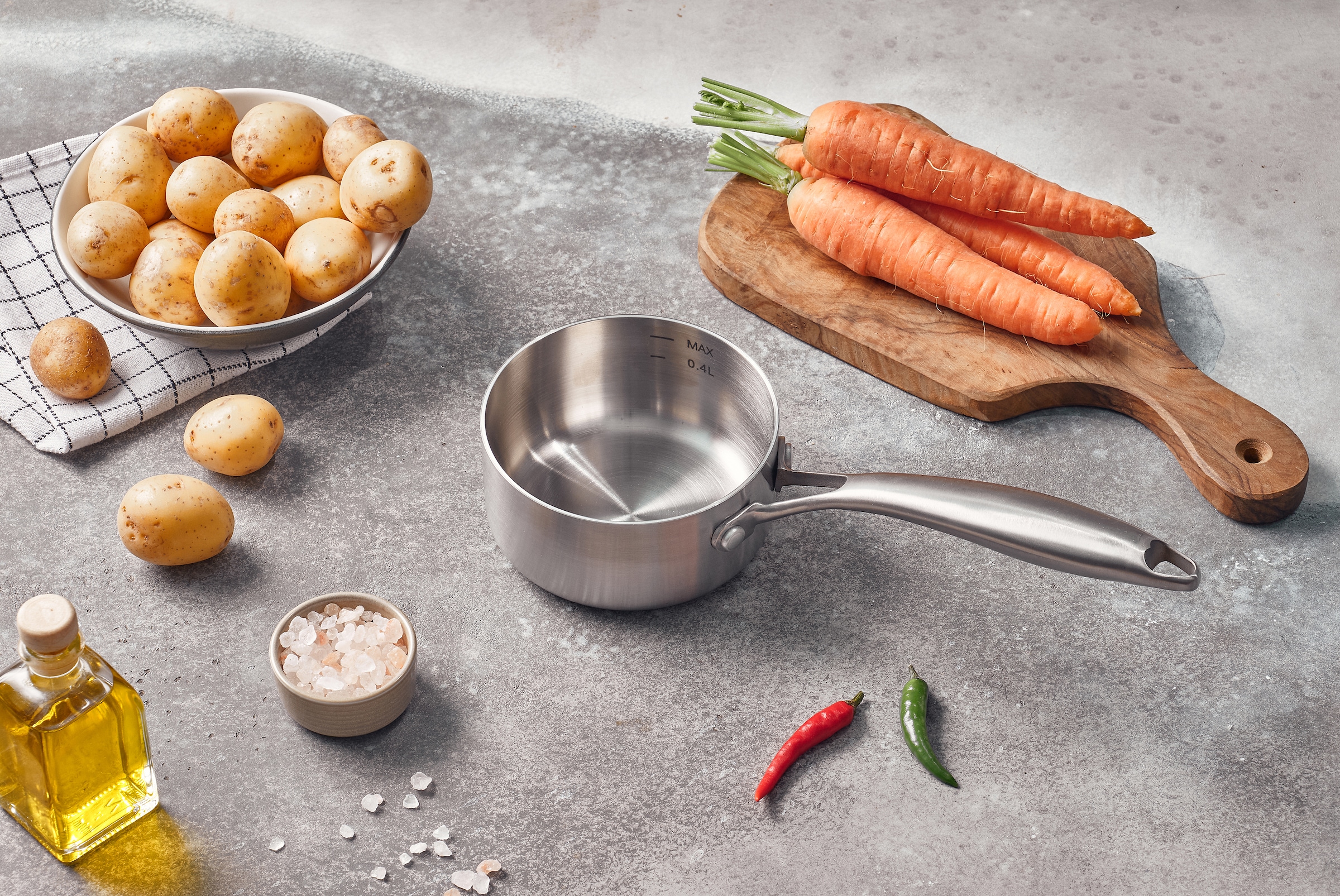 RESTO Kitchenware Kasserolle »CORVUS Soßentopf, TRI-PLY- Aufbau – 3-lagige Konstruktion« 1 tlg. Aluminium | Edelstahl 18/10
