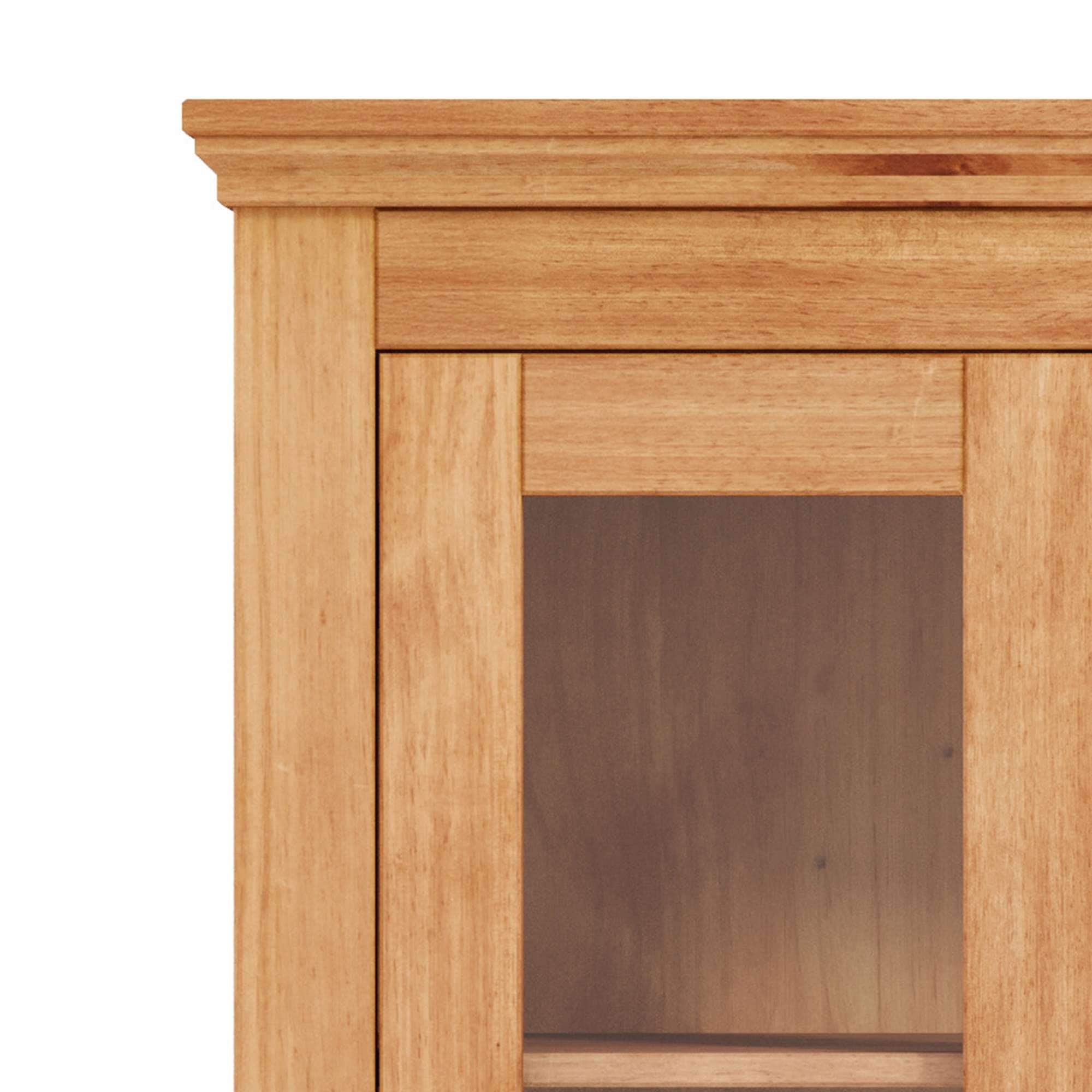 OTTO home Vitrine »Selma Standvitrine, 2 Türen mit Glaseinsatz und 4 Einlegeböden« massives Kiefernholz, Griffe aus Metall, 3 verstellbare Einlegeböden