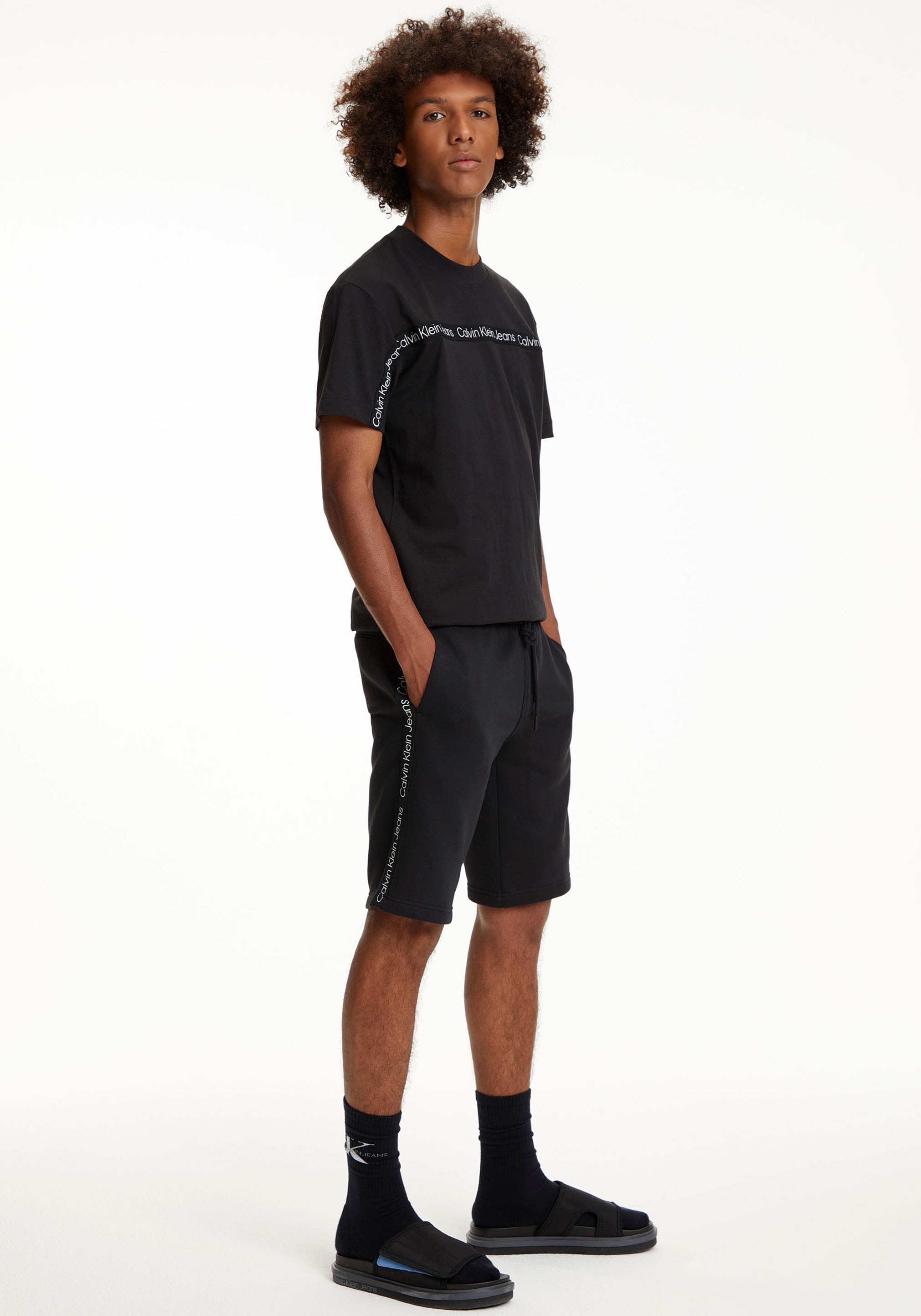 Calvin Klein Jeans Sweatshorts, mit modischem Calvin Klein Jeans Logoprint  online bei