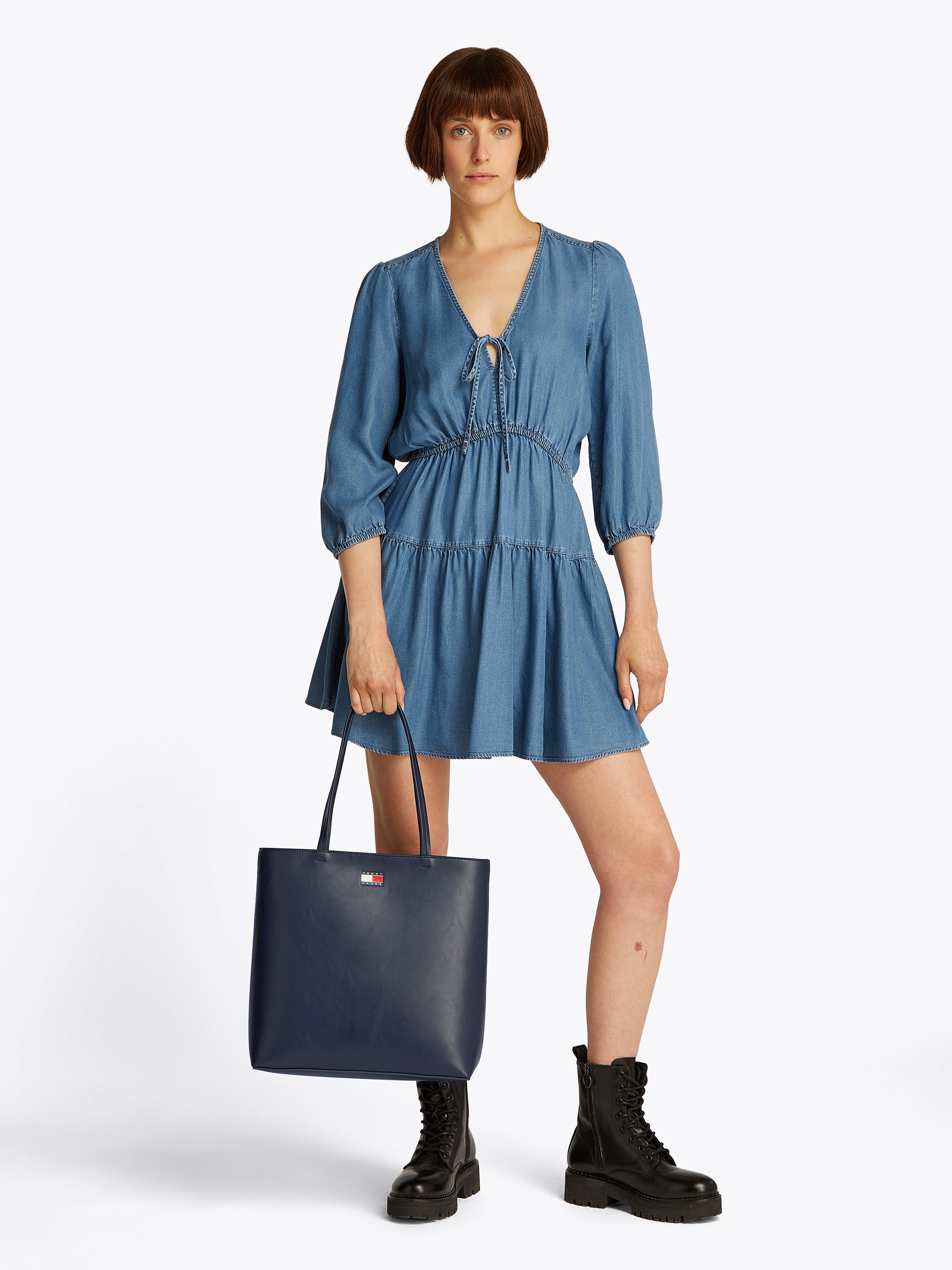 Tommy Jeans Tragetasche »TJW ESS MUST TOTE«, Henkeltasche, Umhängetasche, Shopper mit farbiger Logoflagge