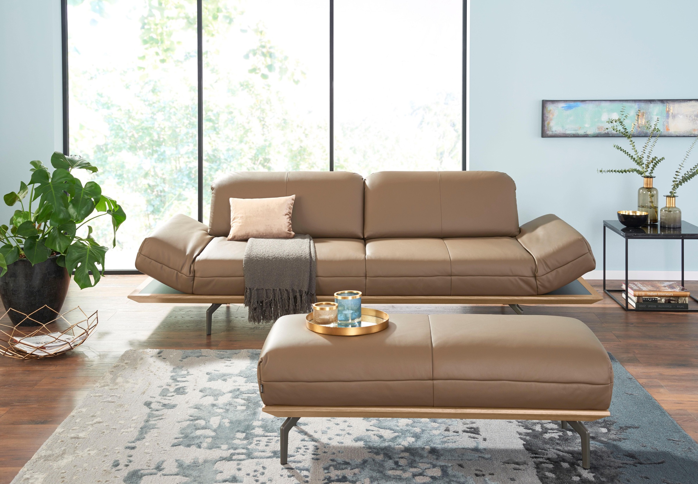 Creation BY ROLF BENZ 4-Sitzer »CR.420, Designsofa, Loungesofa«, in 2 Qualitäten, Holzrahmen in Eiche Natur oder Nußbaum, Breite 252 cm
