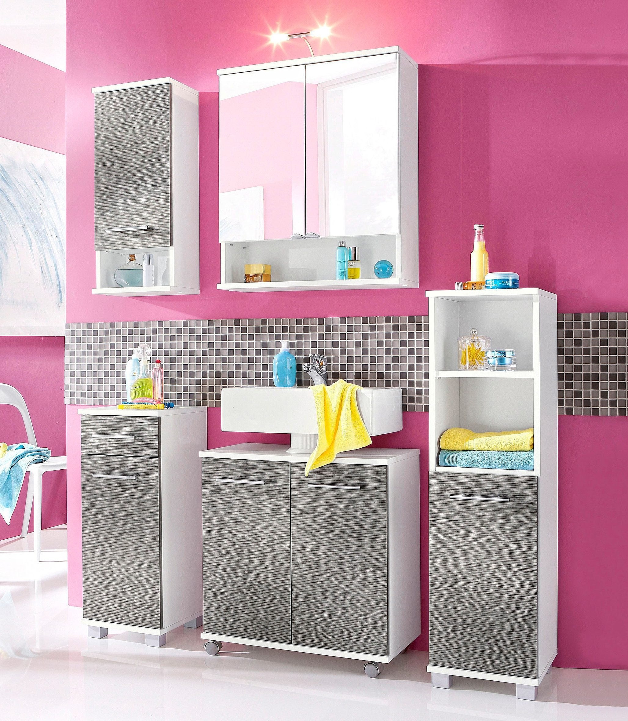 welltime Waschbeckenunterschrank »Emmi, Breite 59 cm«, Siphonausschnitt, Metallbeschläge