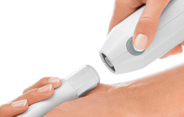 BOSCH Stabmixer »ErgoMixx MSM66020, Becher, Zerkleinerer, 4 Klingen, 12 Stufen, weiß«, 600 W, Made in Europe