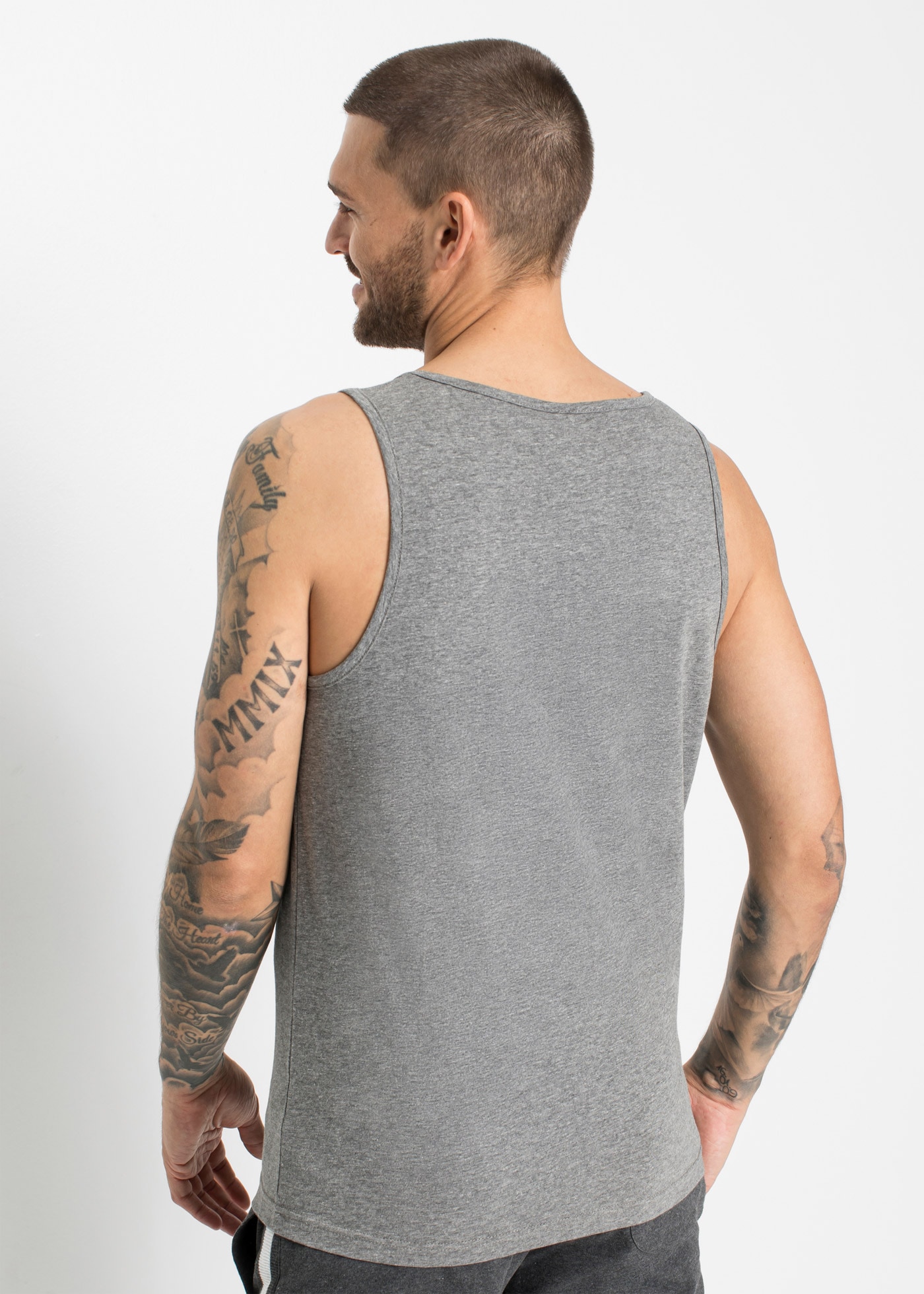 bonprix Tanktop Packung, 3 Stk. Regular Fit, Rundhalsausschnitt