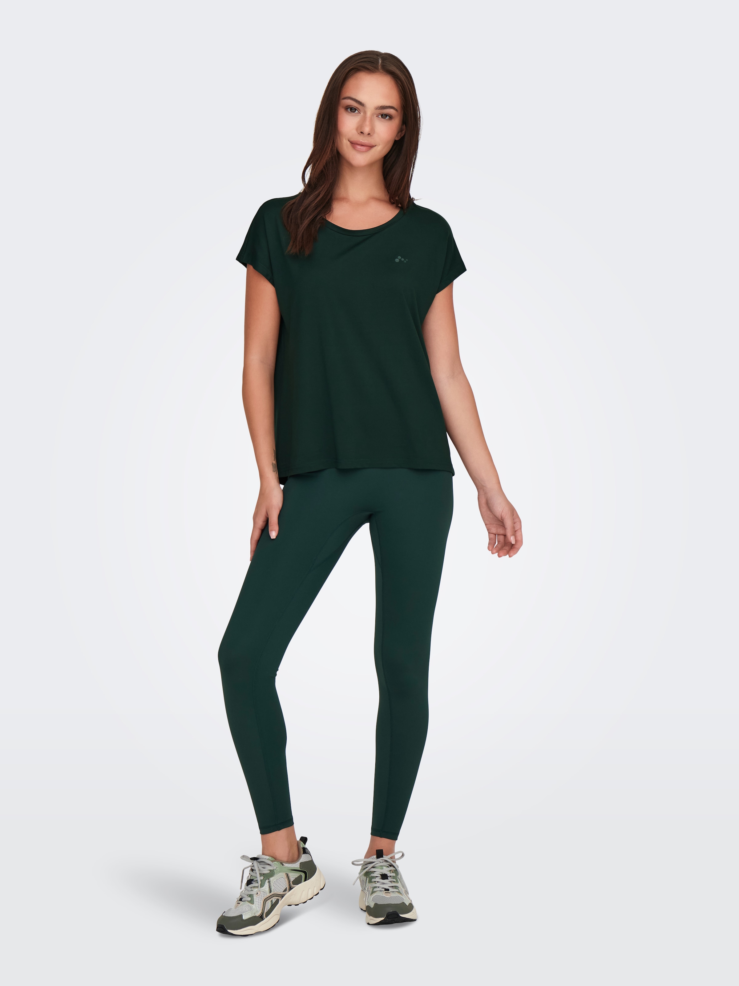 ONLY Play »ONPAUBREE SS LOOSE TRAIN TEE - NOOS«