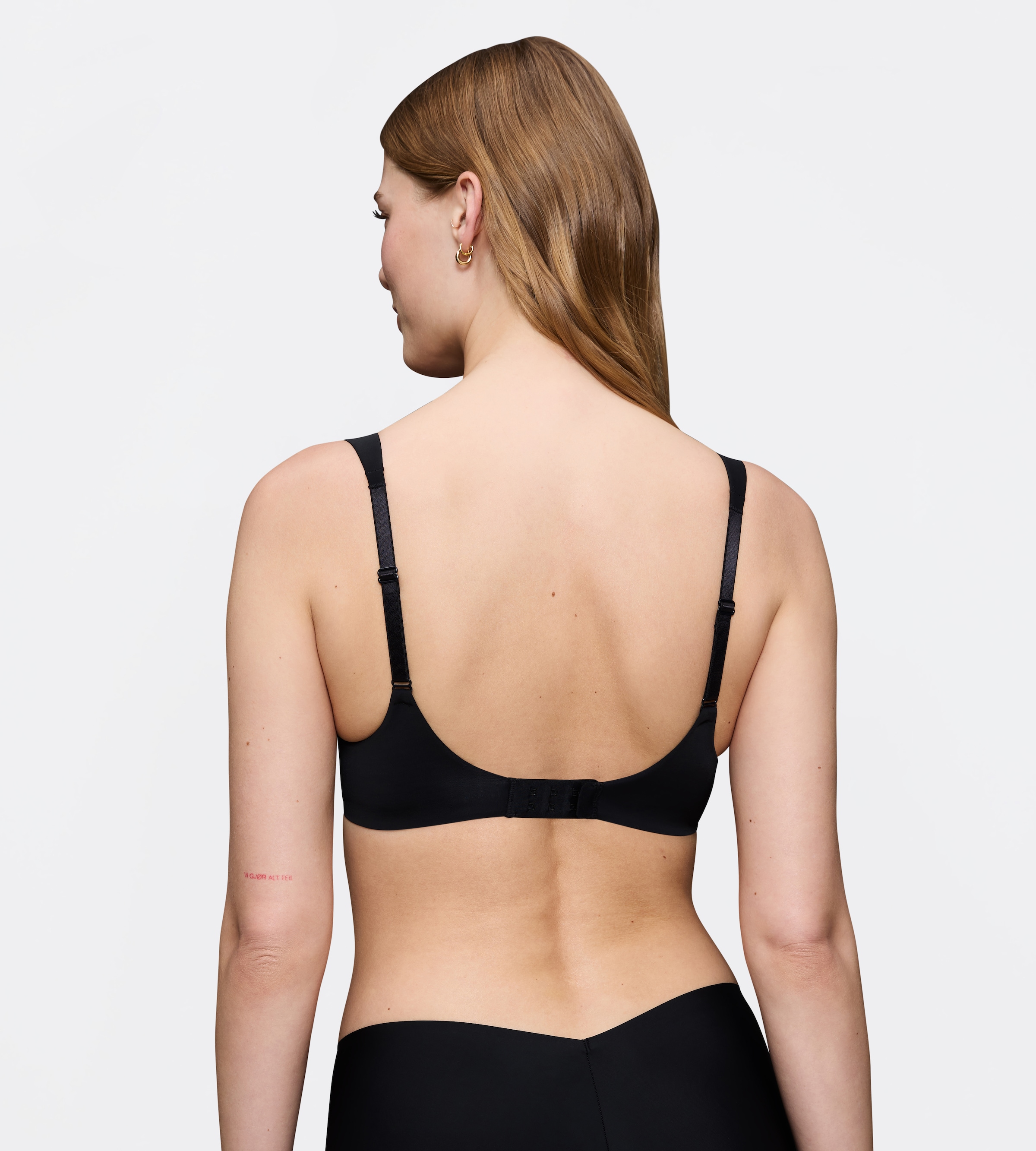 Triumph Bügel-BH »Body Make-Up Illusion« mit tiefem Dekolleté, gepolsterte Cups, Komfort-Bügel, Microfaser