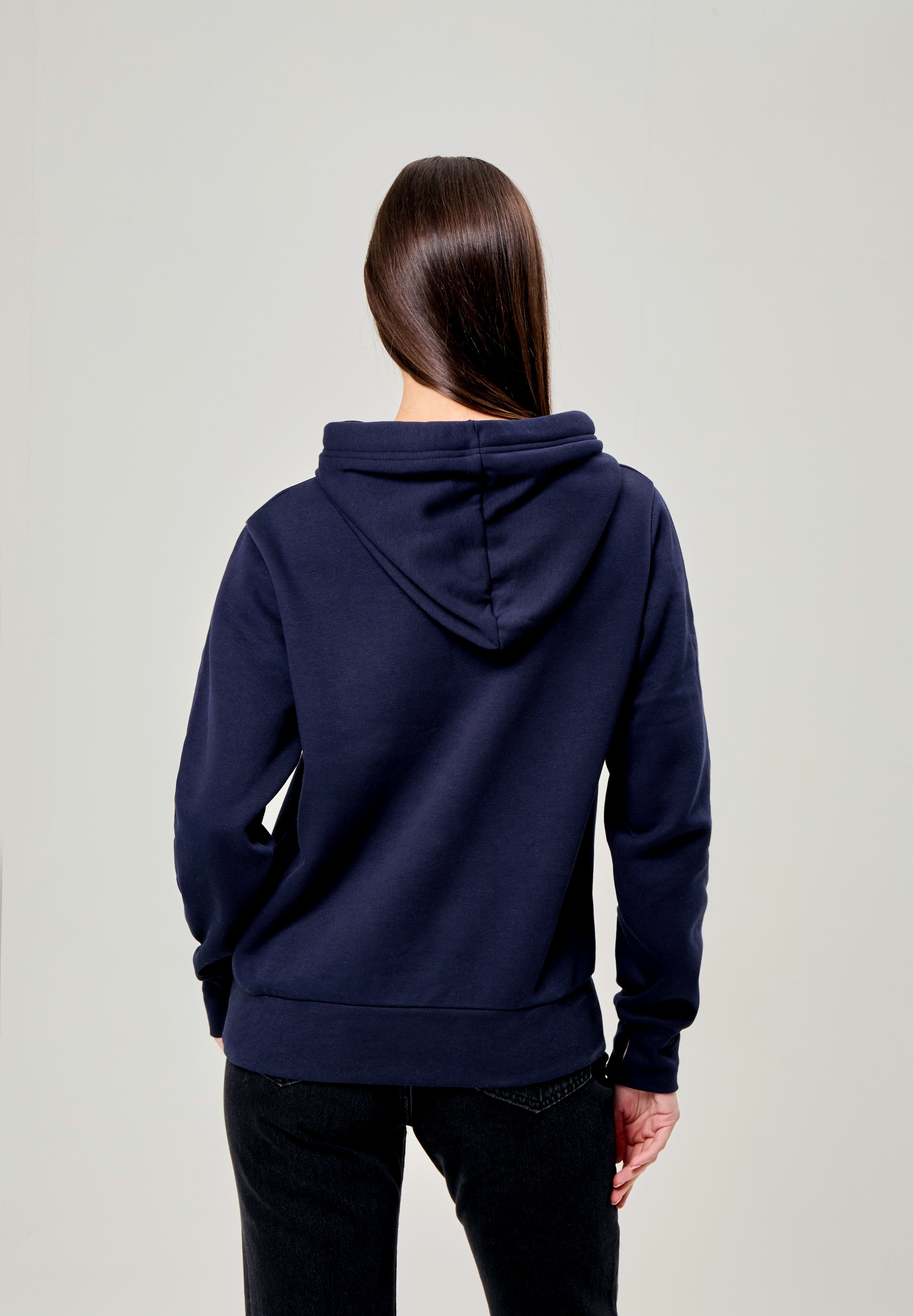 Bench. Kapuzensweatshirt »MIAO_HOODY«
