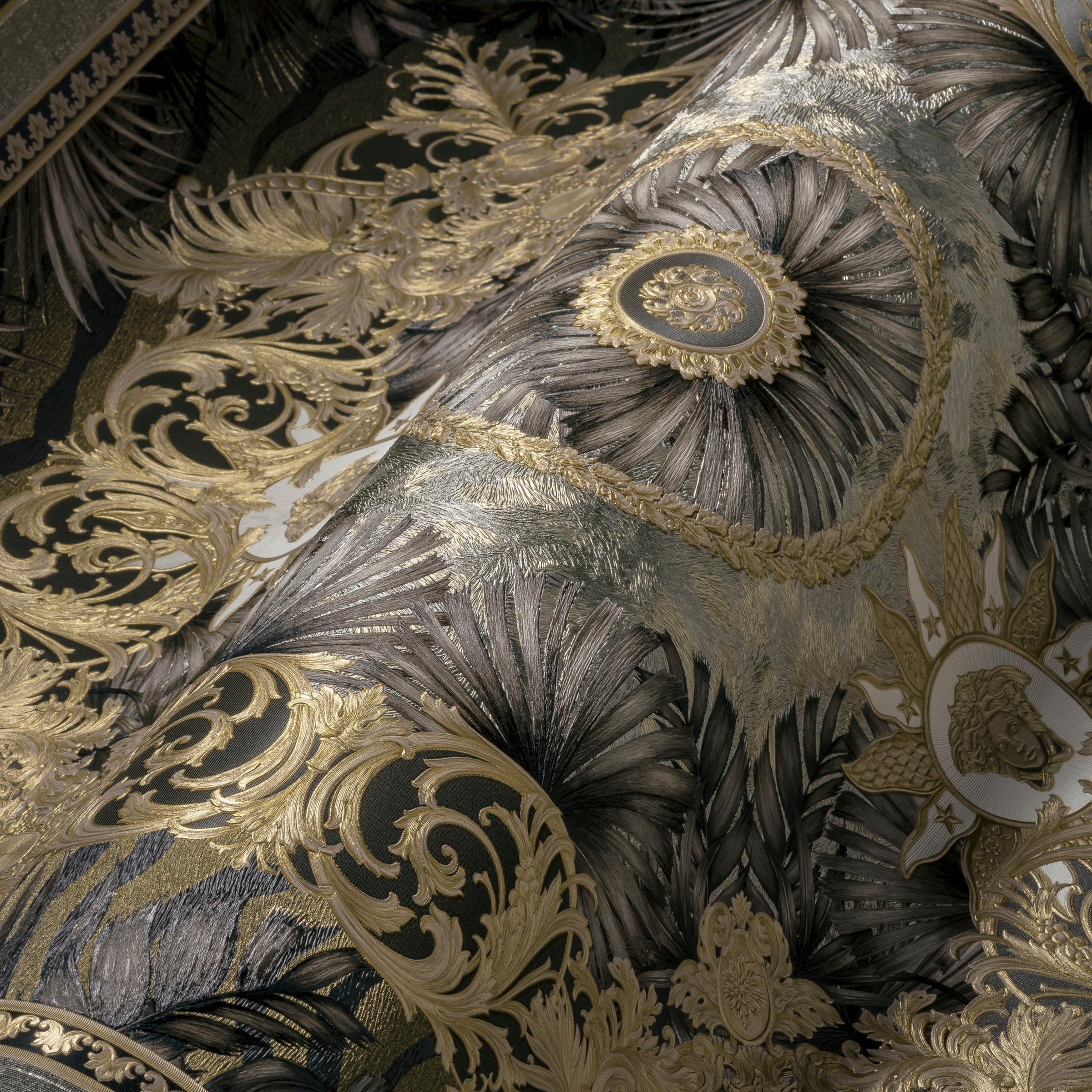 Versace Vliestapete »Wallpaper Versace 5 Design«, leicht glänzend-gemustert-abstrakt, Dschungel auffallende Fliesen-Tapete Tapeten Wohnzimmer Schlafzimmer