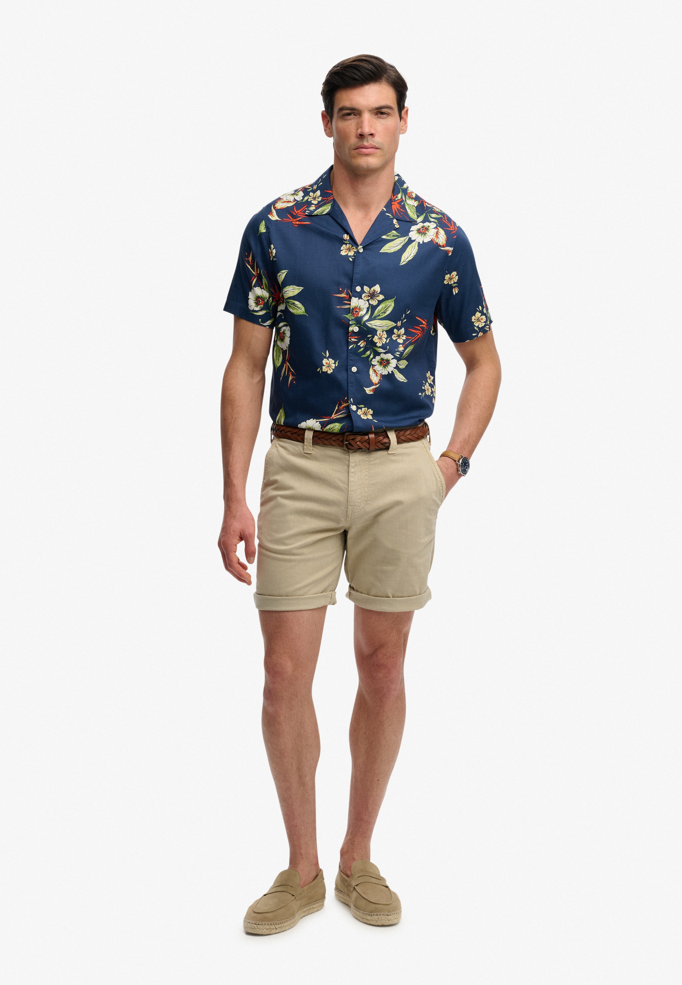 Superdry Chinoshorts »UTILITY CHINO SHORT«  mit Baumwollmischung, Relaxed Fit, knielang, aus Webmaterial