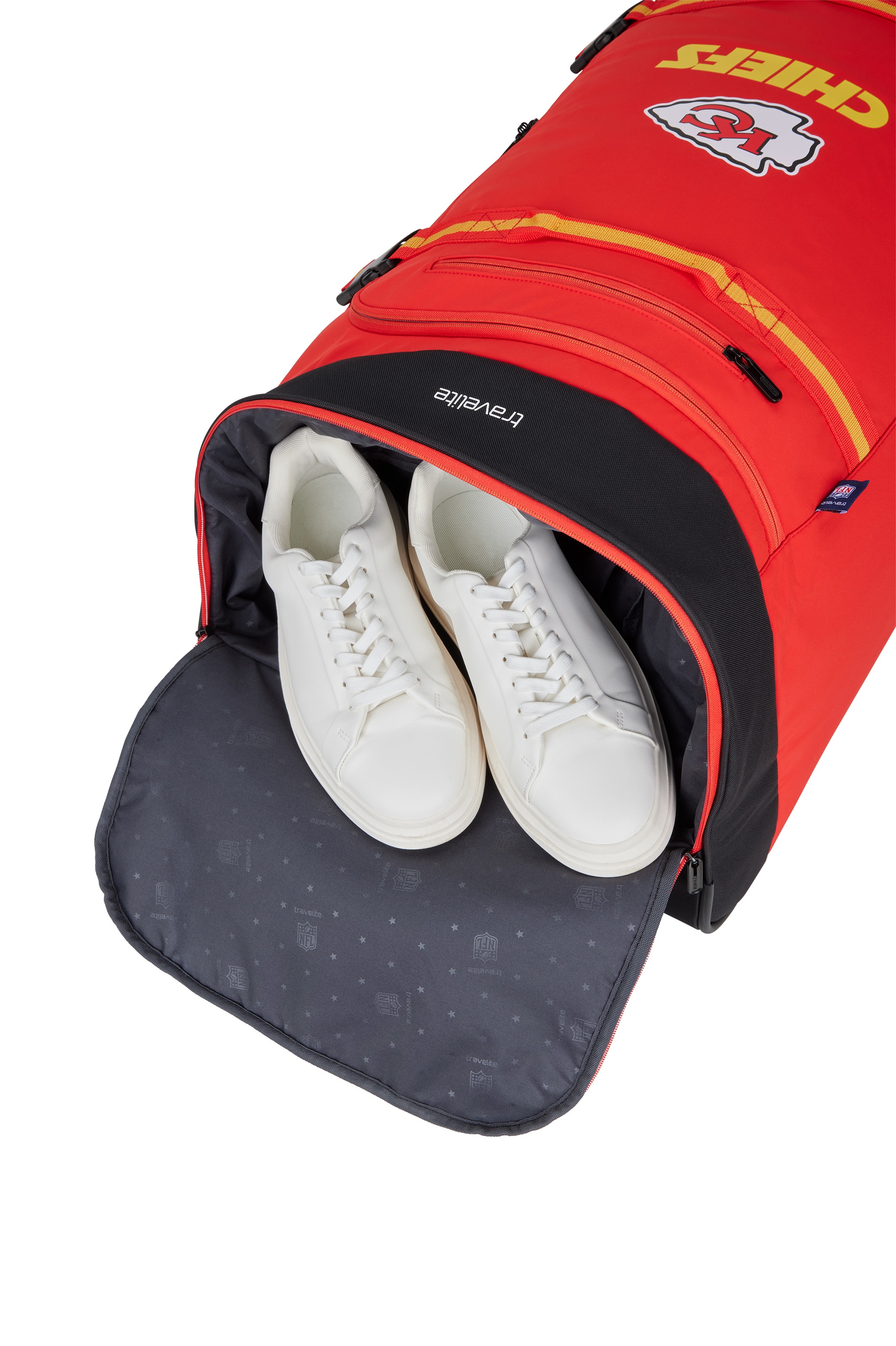 travelite Reisetasche »travelite x NFL Rollenreisetasche« große Öffnung, Schuhfach und Teleskopgestänge – robust und praktisch