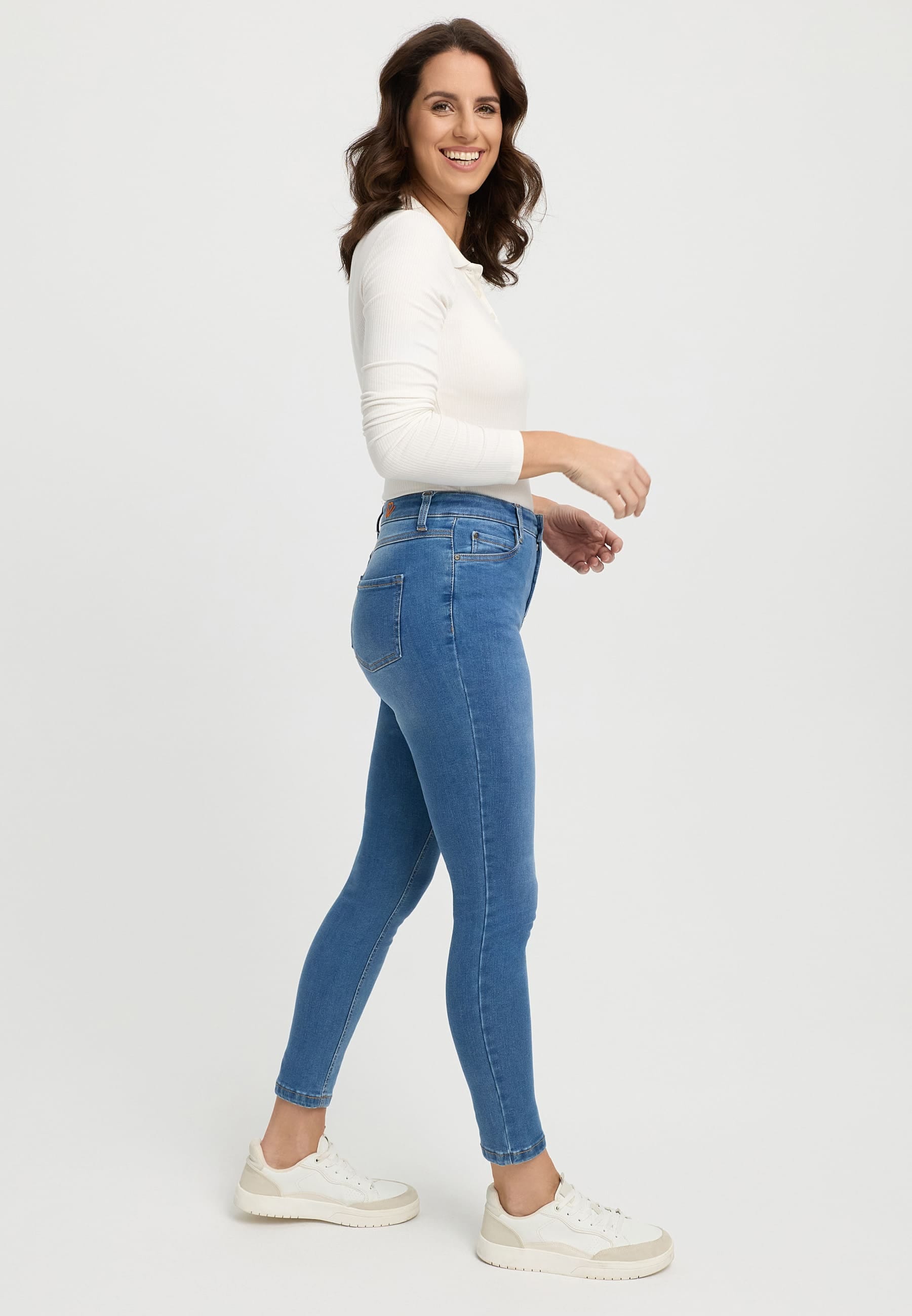 wonderjeans High-waist-Jeans »Skinny« in körperbetonter Passform