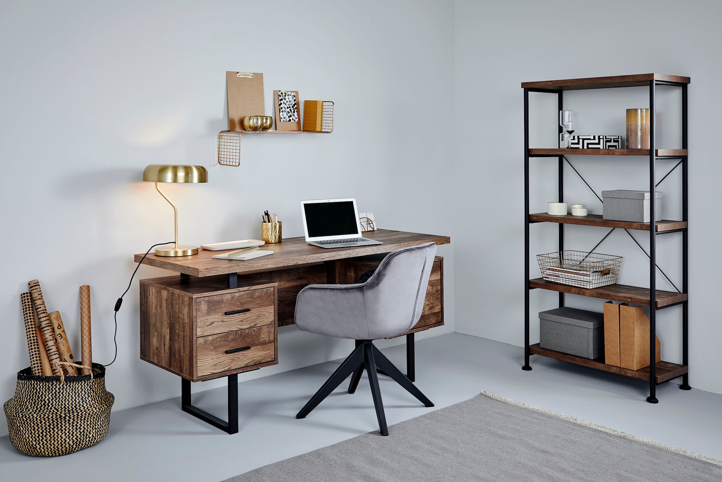 Jahnke Schreibtisch »CLB«, Schreibtisch auf bestellen viel und großer Stauraum mit Arbeitsfläche Raten