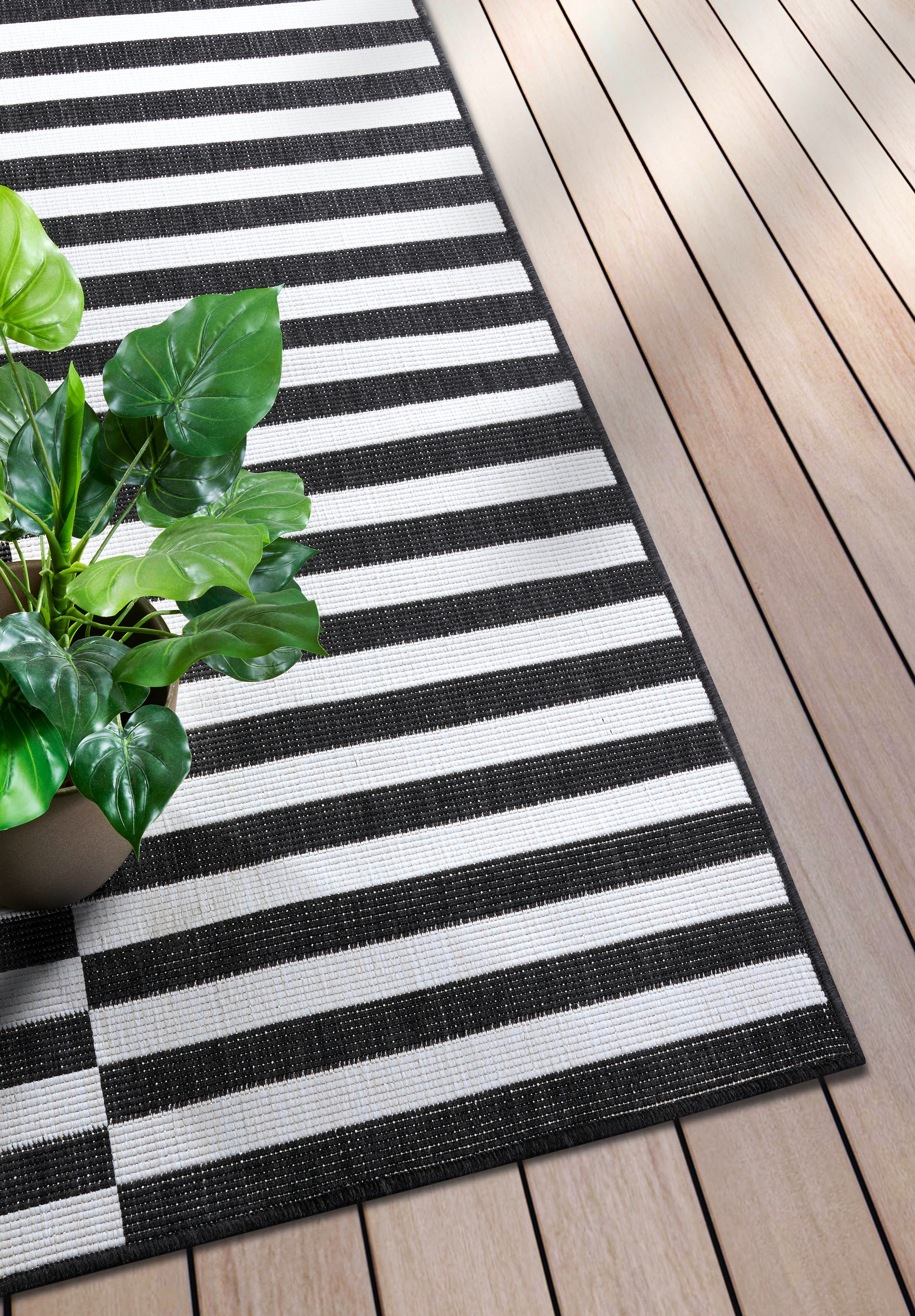 my home Outdoorteppich »Viela Wendeteppich, auch als Läufer erhältlich«, rechteckig, 5 mm Höhe, schwarz weiß, Flachgewebe, Balkon, Wohnzimmer, In-Outdoor, wasserfest