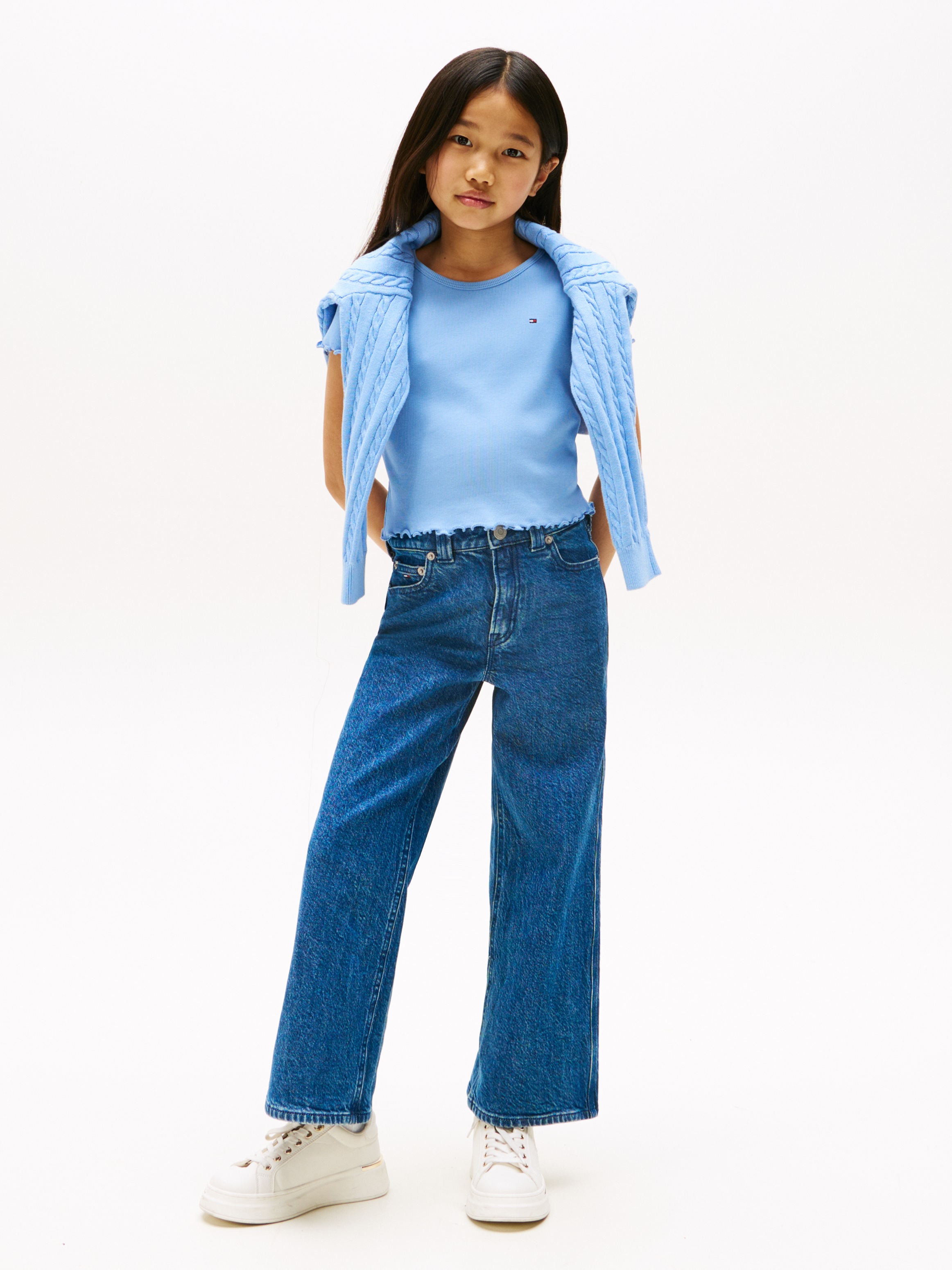 Tommy Hilfiger T-Shirt »ESSENTIAL RIB TOP SS«, mit Babylock-Kanten, mit Logostickerei