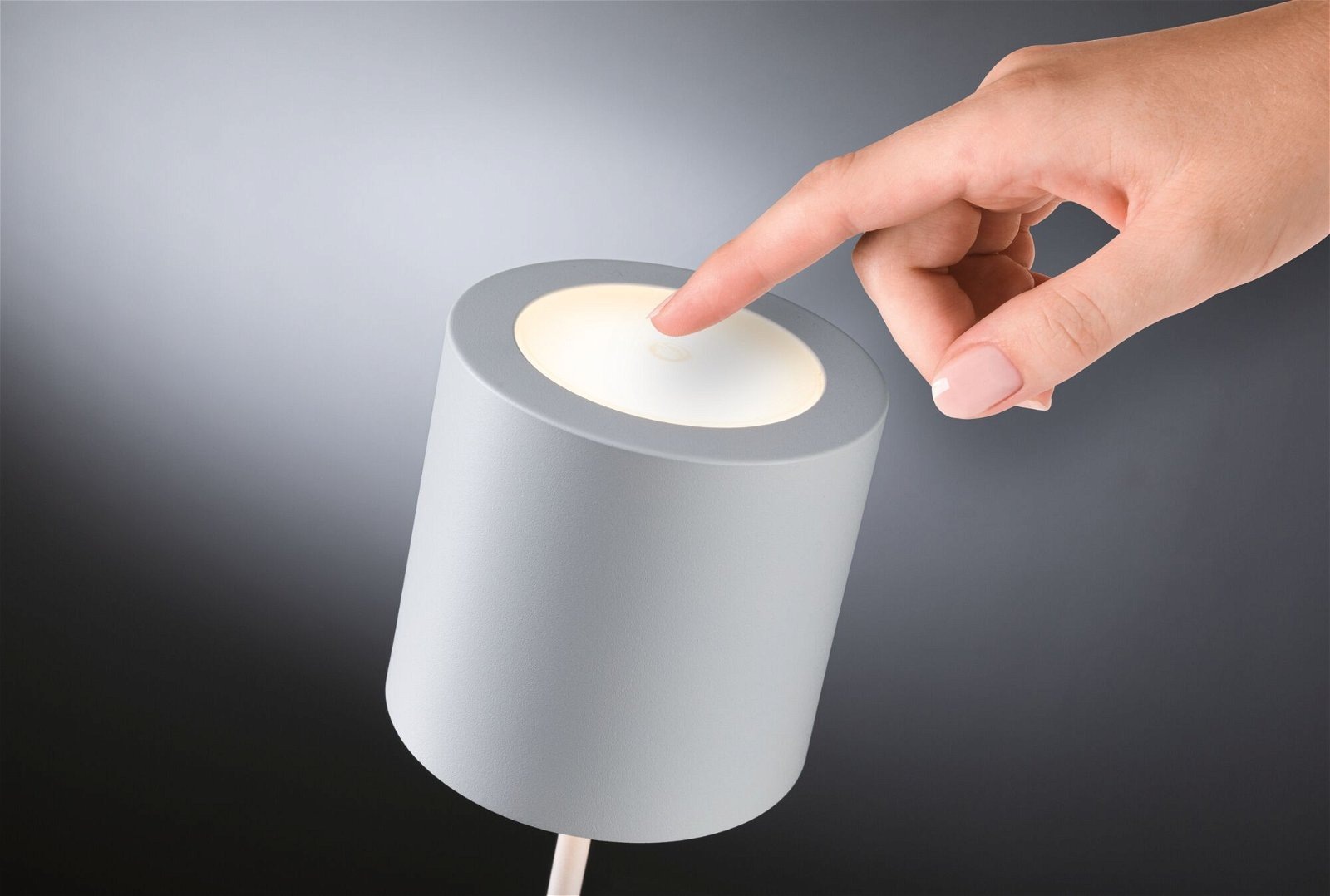 Paulmann LED Außen-Tischleuchte »Mobile Tuni IP44 2700K dimmbar 2,8W USBC«, 1 flammig