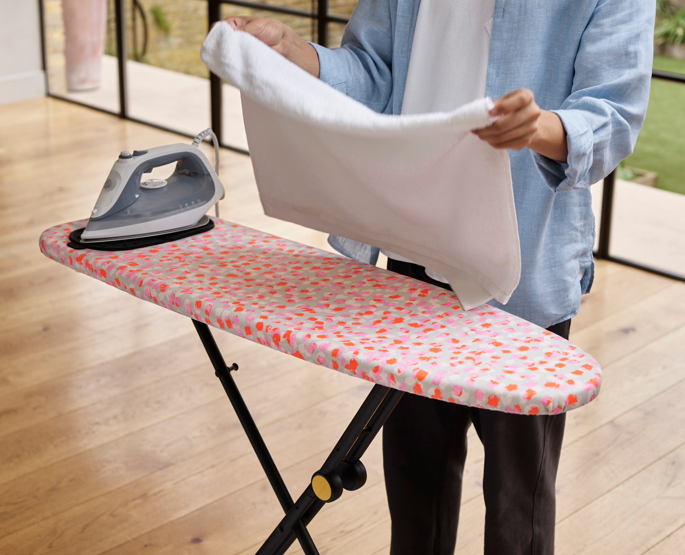 Joseph Joseph Bügelbrett »Glide Compact«, herausnehmbare, hitzebeständige S günstig online kaufen