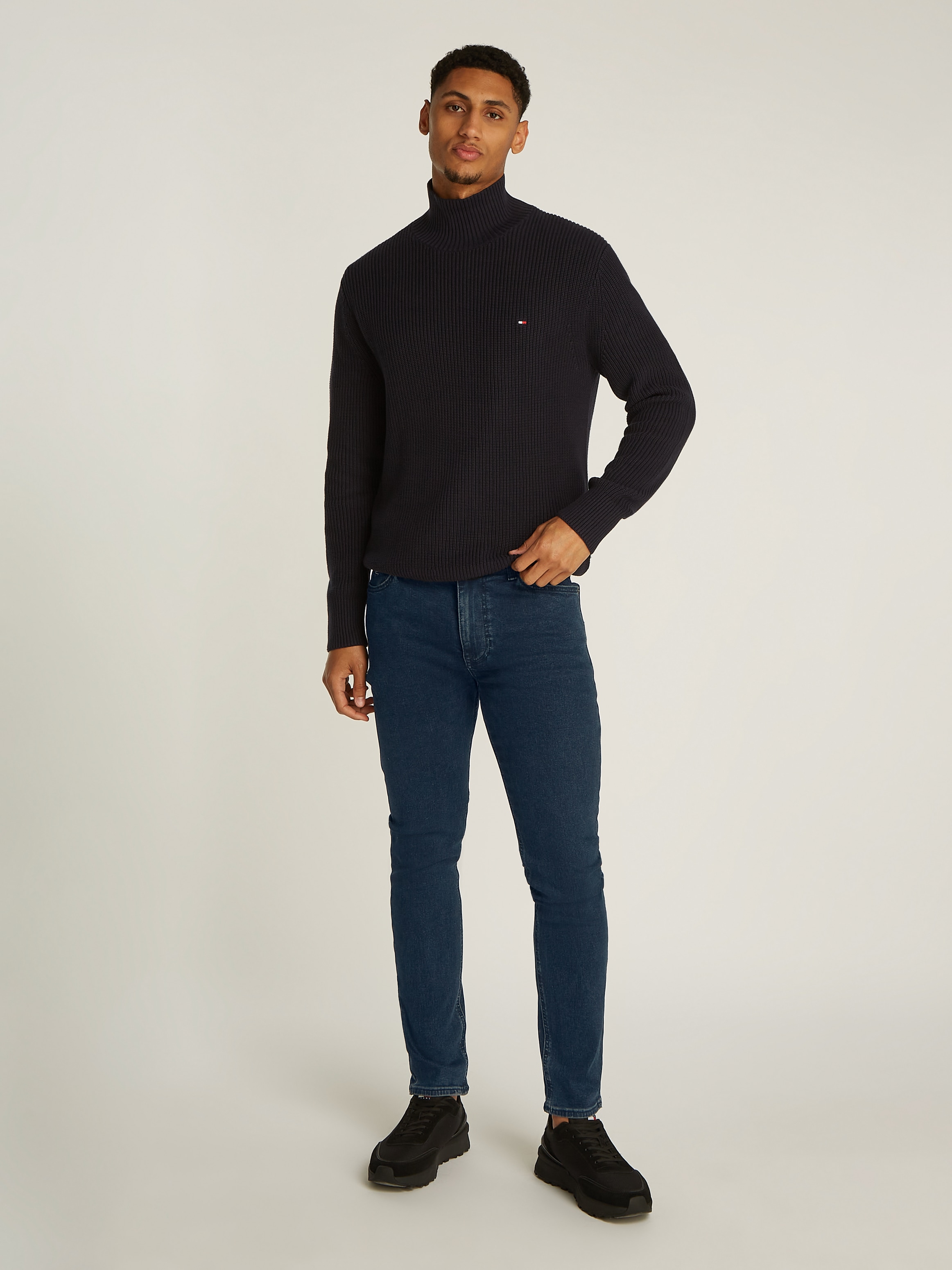 Tommy Jeans Skinny-fit-Jeans »Simon Skinny Jeans Slim«, mit Logostickereien