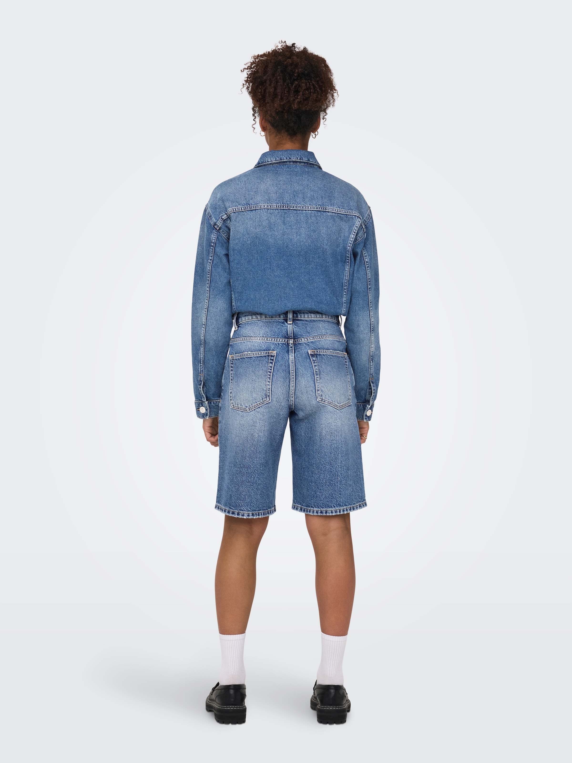 ONLY Jeansbermudas »ONLMATE REG BAGGY LONG SHORTS DNM NOOS« Baumwolle, Regular Waist