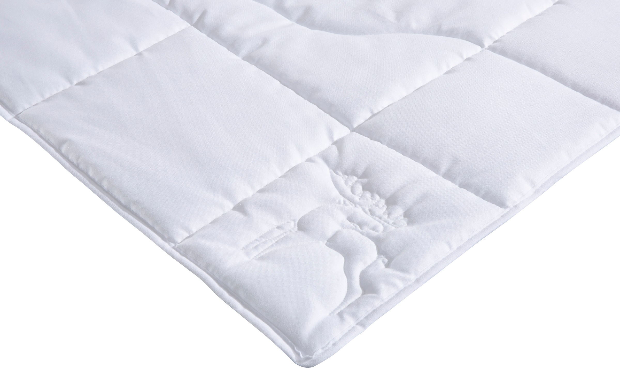 Älgdröm Microfaserbettdecke »Tylösand Bettdecke 135x200 cm, 155x220 cm und weitere Größen«, leicht, Füllung Polyester, Bezug Microfaser, (1 St.), Bettdecken, Sommer, Winter, 4 Jahreszeiten, Decke