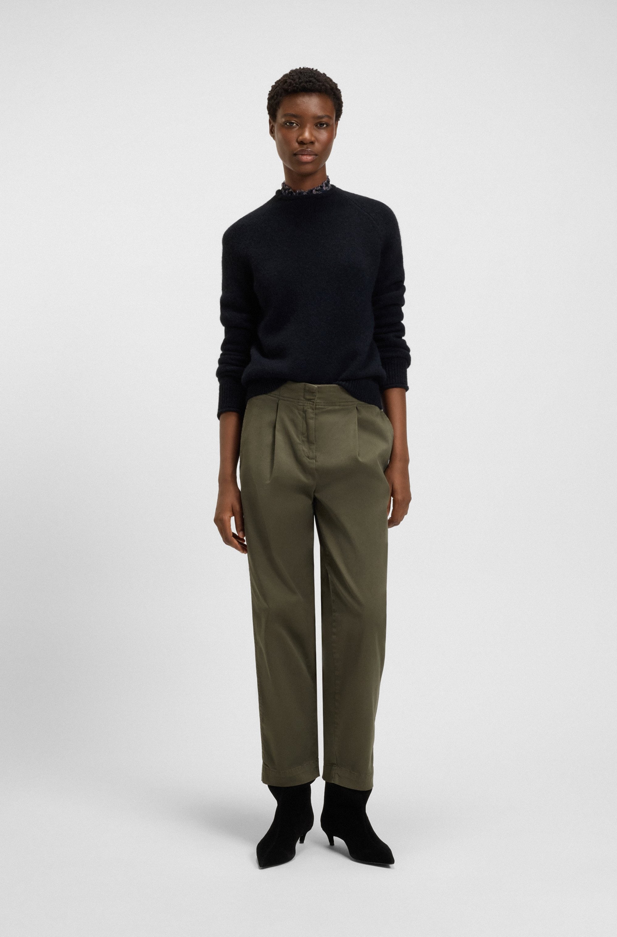 BOSS ORANGE Strickpullover »Fesperanasy Premium Damenmode« Stehkragen mit Rollkante