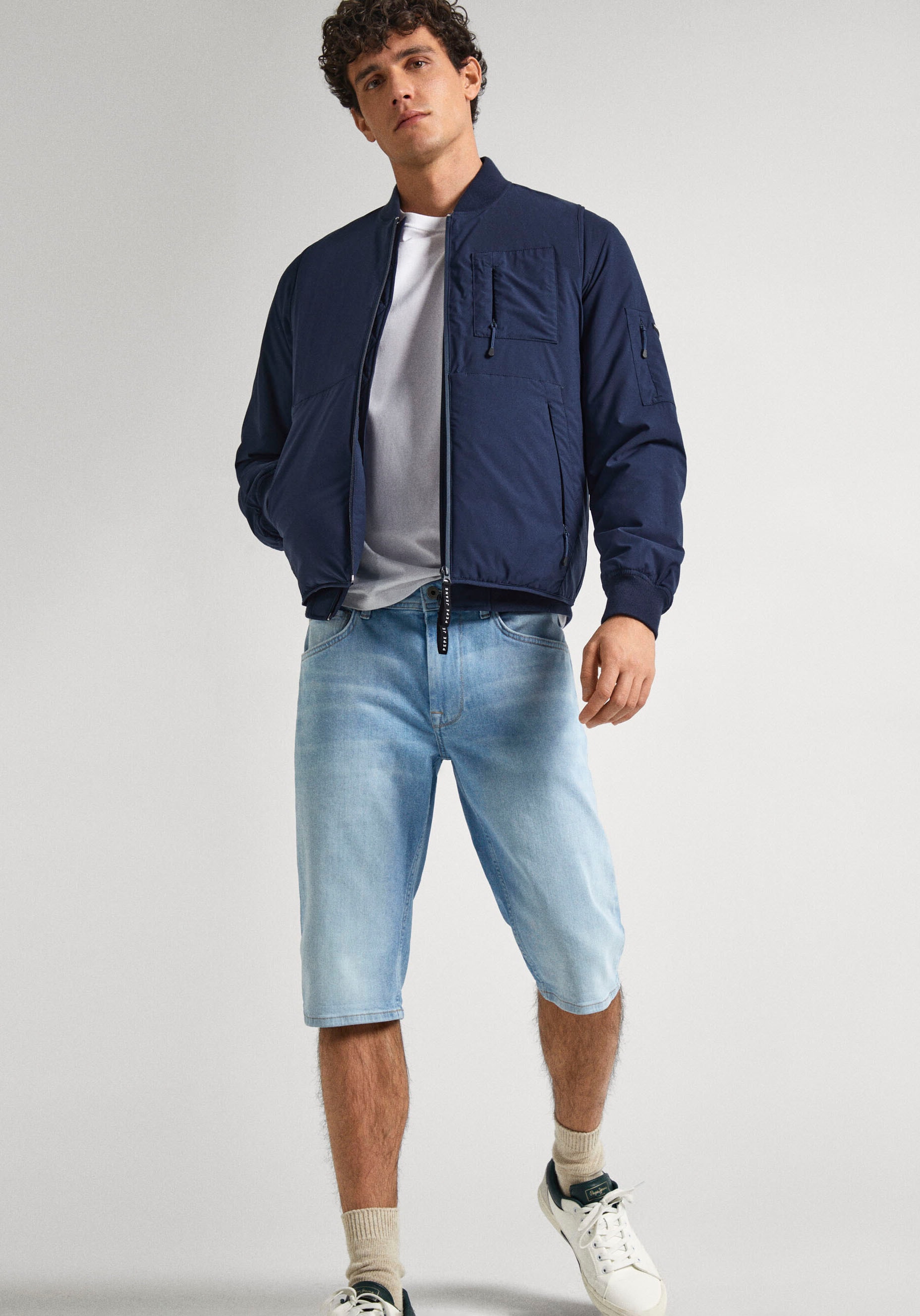 Pepe Jeans Shorts, mit Markenlabel