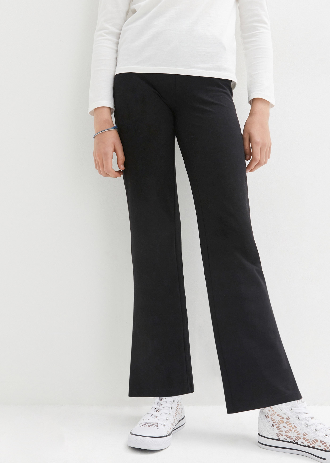 bonprix Schlaghose »Schlaghose aus Baumwoll-Mix mit seitlichen Schlitzen«  Schlaghose aus Baumwoll-Mix mit seitlichen Schlitzen