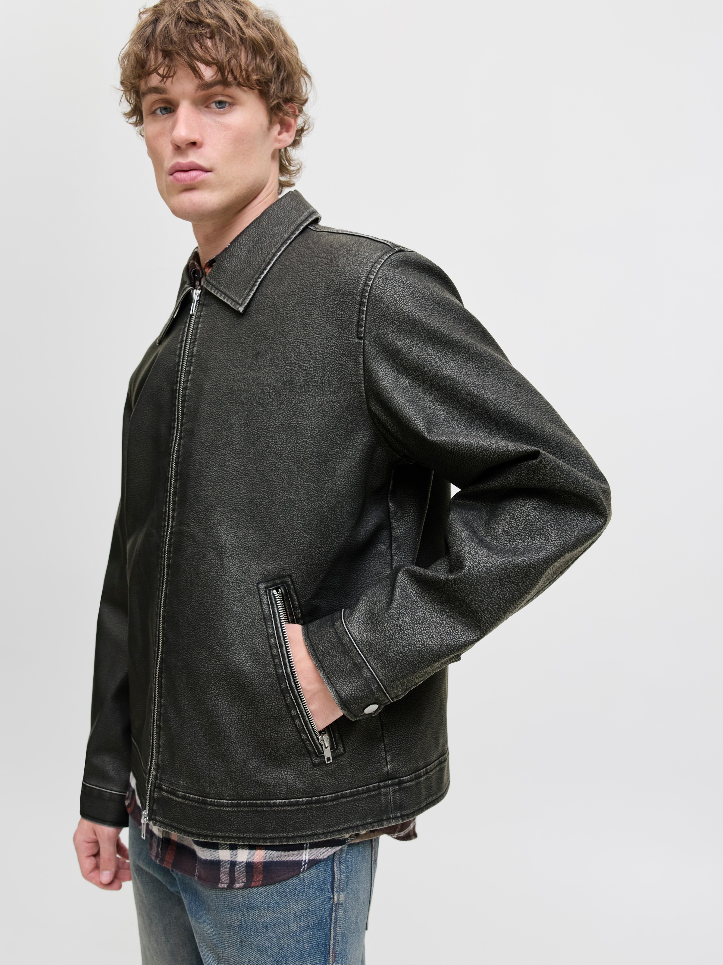 Jack & Jones Bikerjacke »JJECASABLANCA PU JACKET NOOS« ohne Kapuze mit Fronttaschen