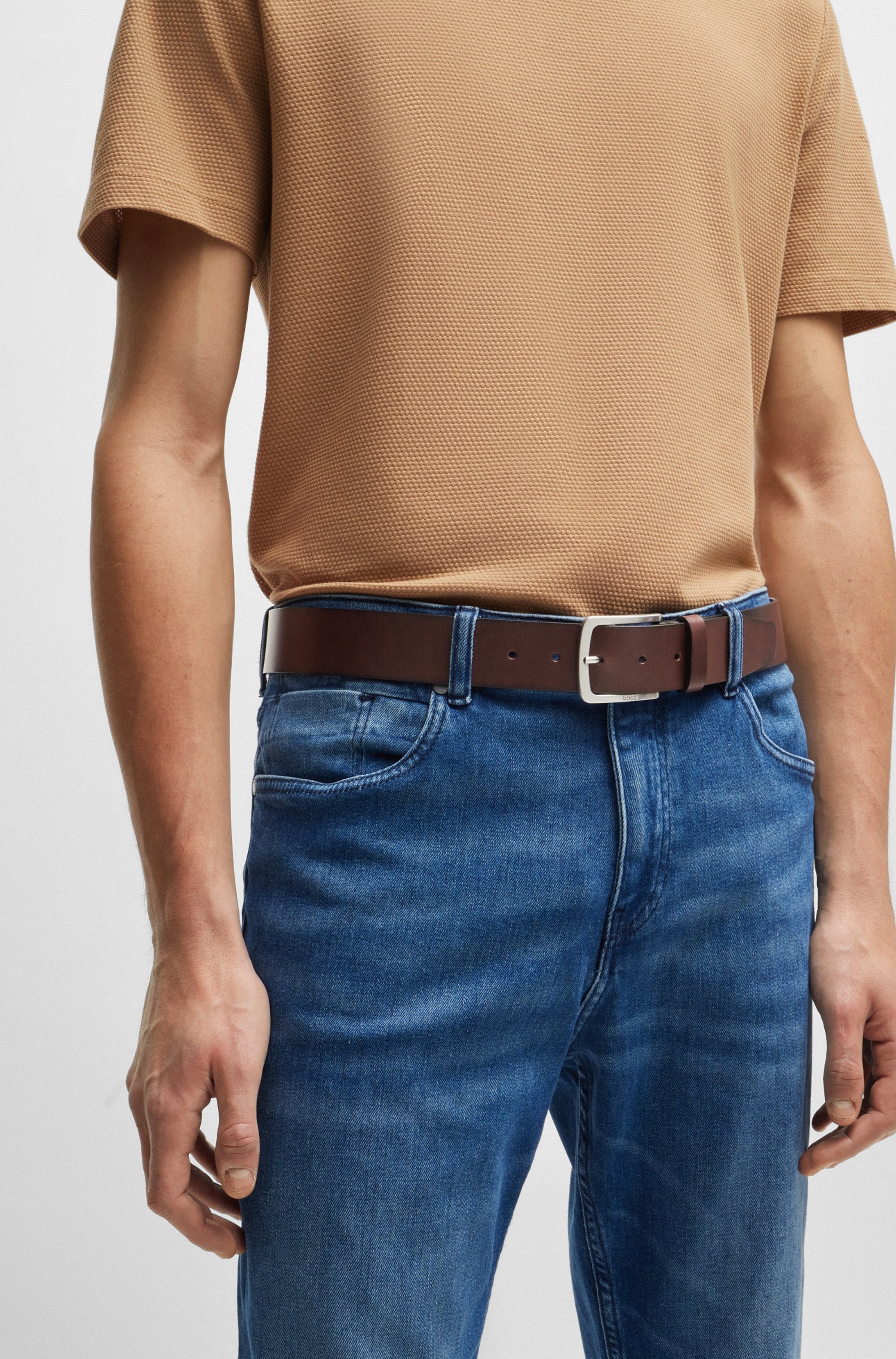 BOSS Ledergürtel »Jor-V_Sz40«, schlicht, mit dezenter Boss-Prägung auf der Schließe