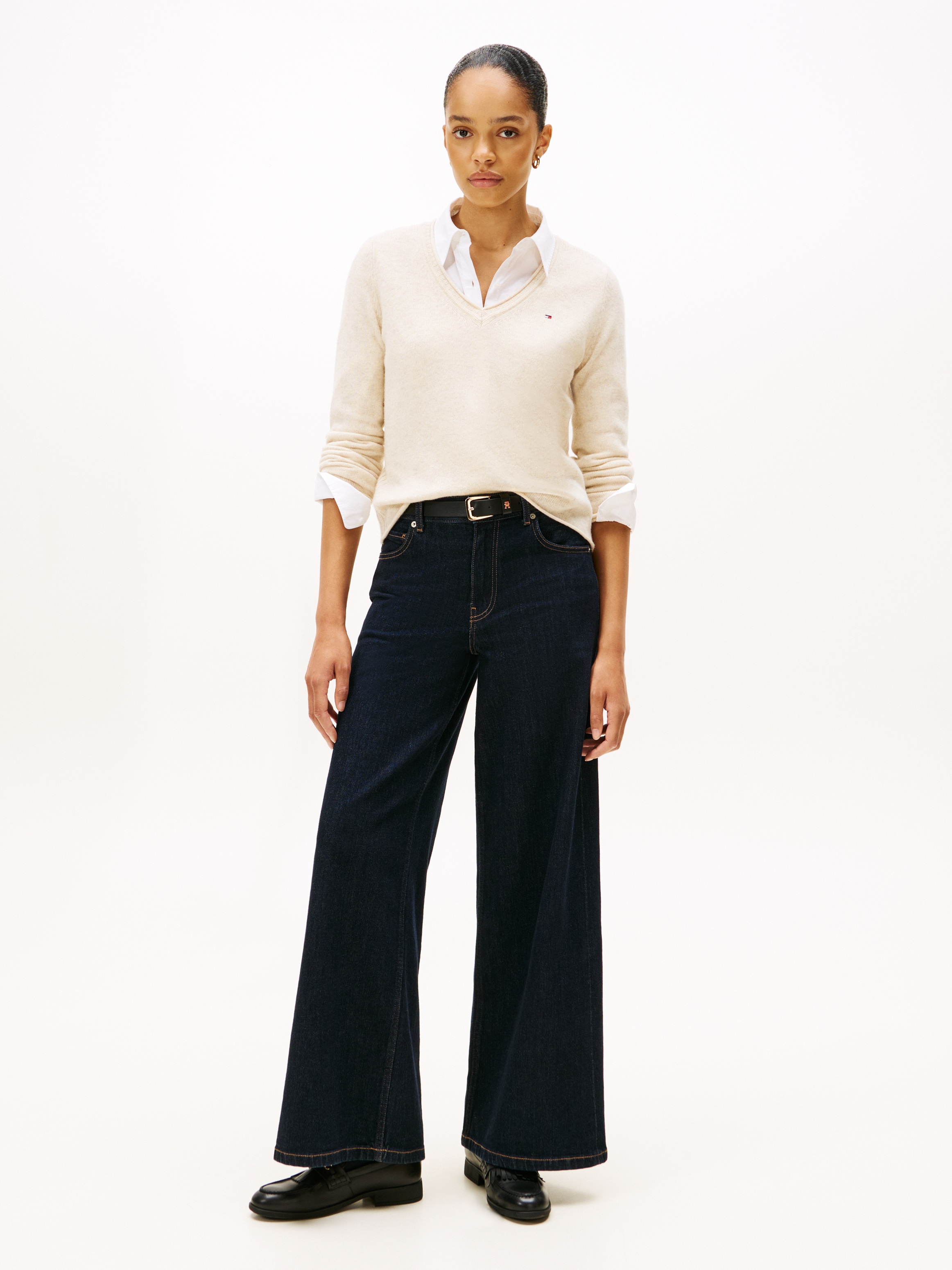 Tommy Hilfiger Strickpullover »SOFT WOOL V-NK SWEATER« aus reiner Wolle