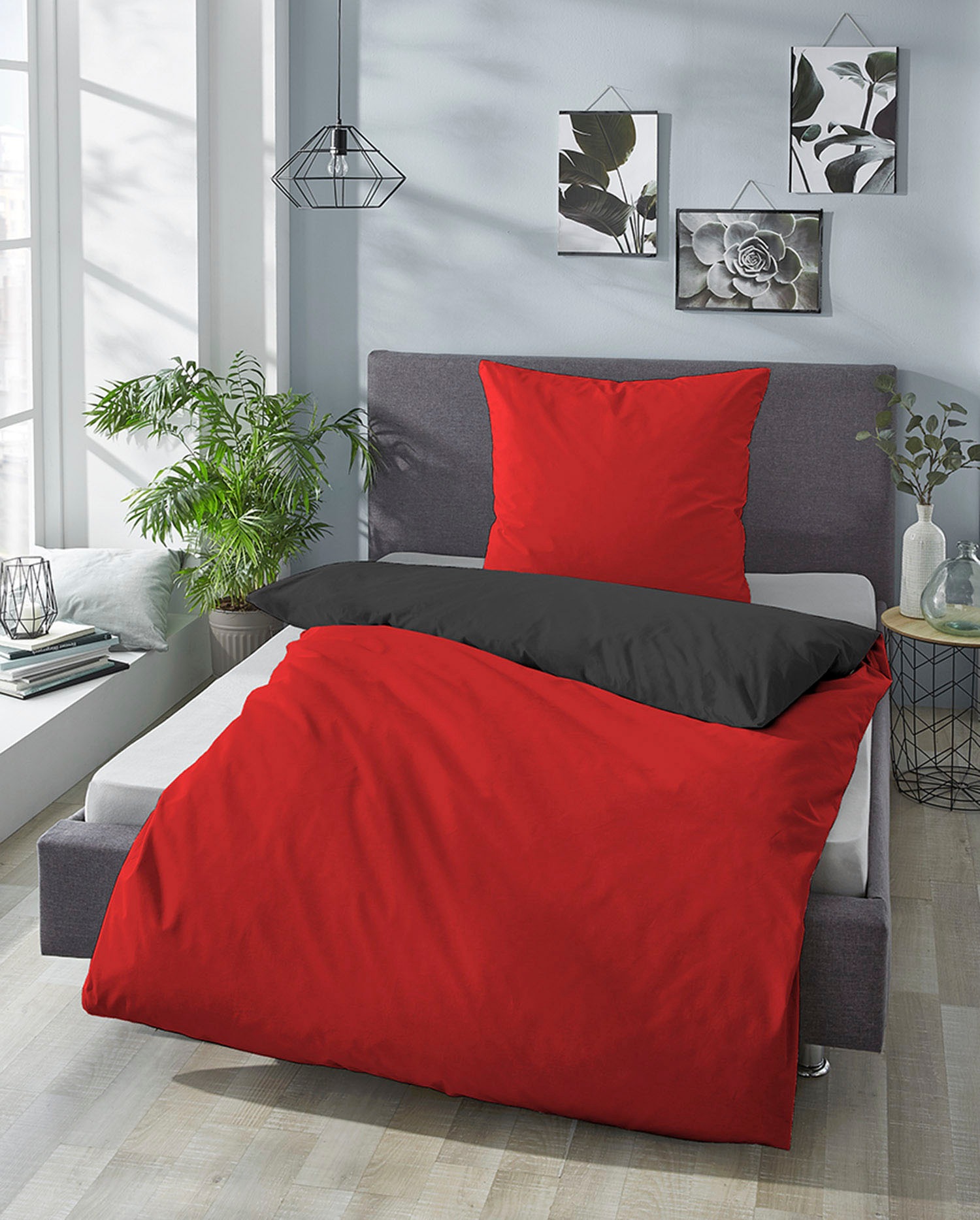 Castell Wendebettwäsche »Uni-Microfaser-Satin«, (2 tlg.), hautsympathische Microfaser Satin Qualität, 100% Polyester, Bett- und Kopfkissenbezug mit Reißverschluss, pflegeleicht, mit feinem Glanz, samtig weicher Stoff