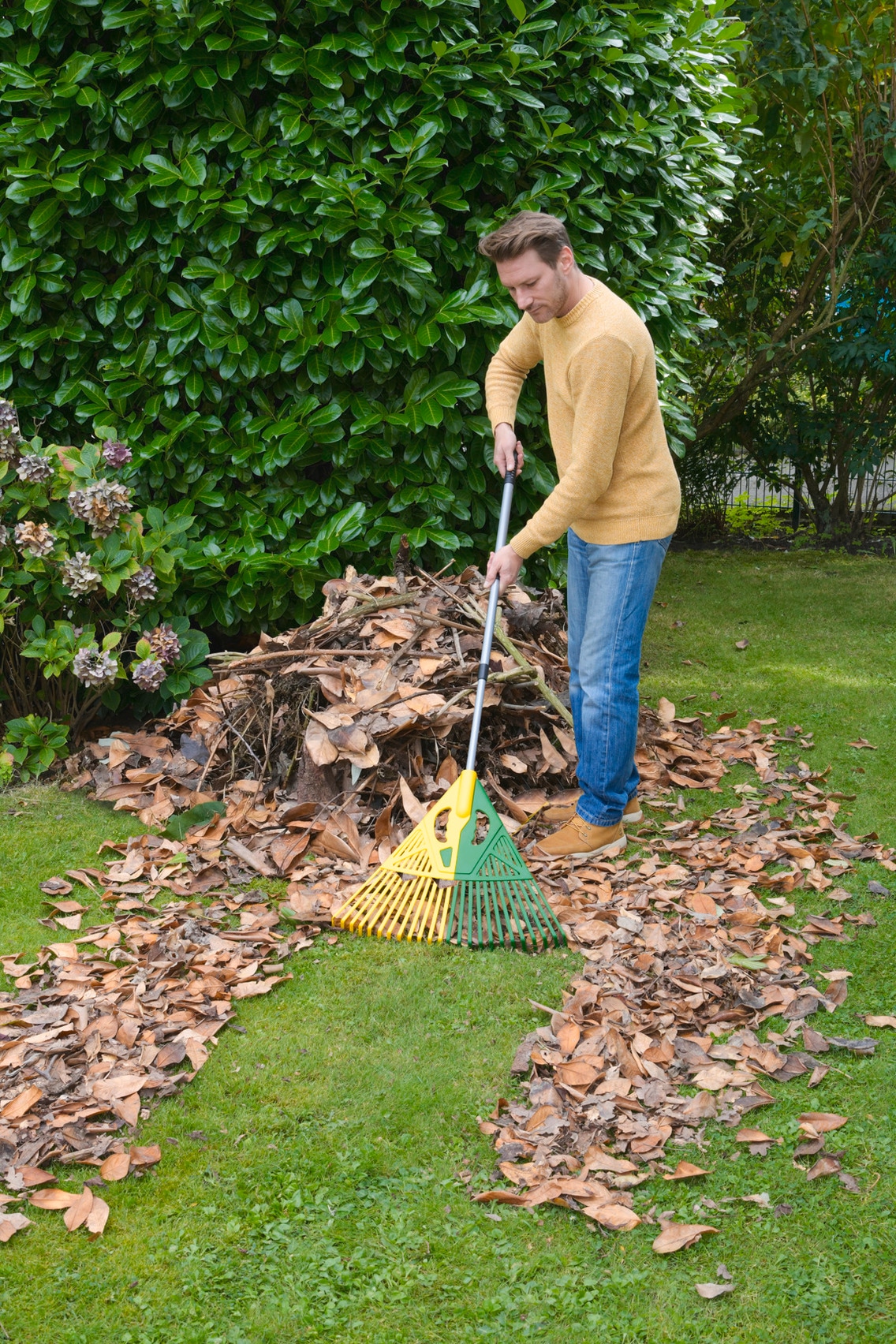 Maximex Rechen »Laubrechen 3in1« mit Teleskopstiel, extra breite Aufnahmefläche, beidhändig nutzbar
