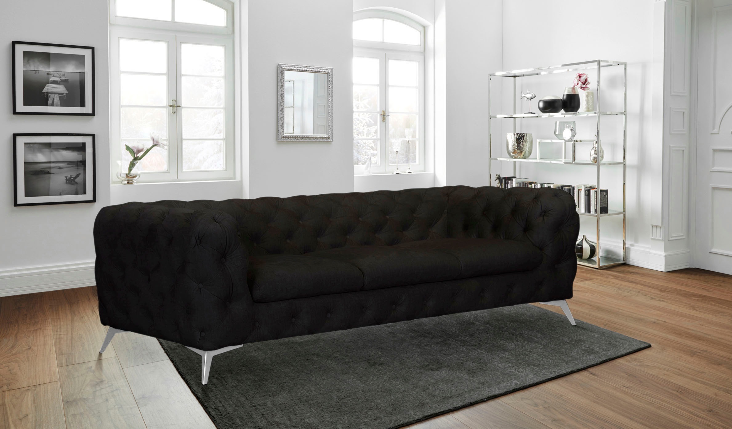Leonique Chesterfield-Sofa »Glynis«, aufwändige Knopfheftung, moderne Chesterfield Optik, Fußfarbe wählbar