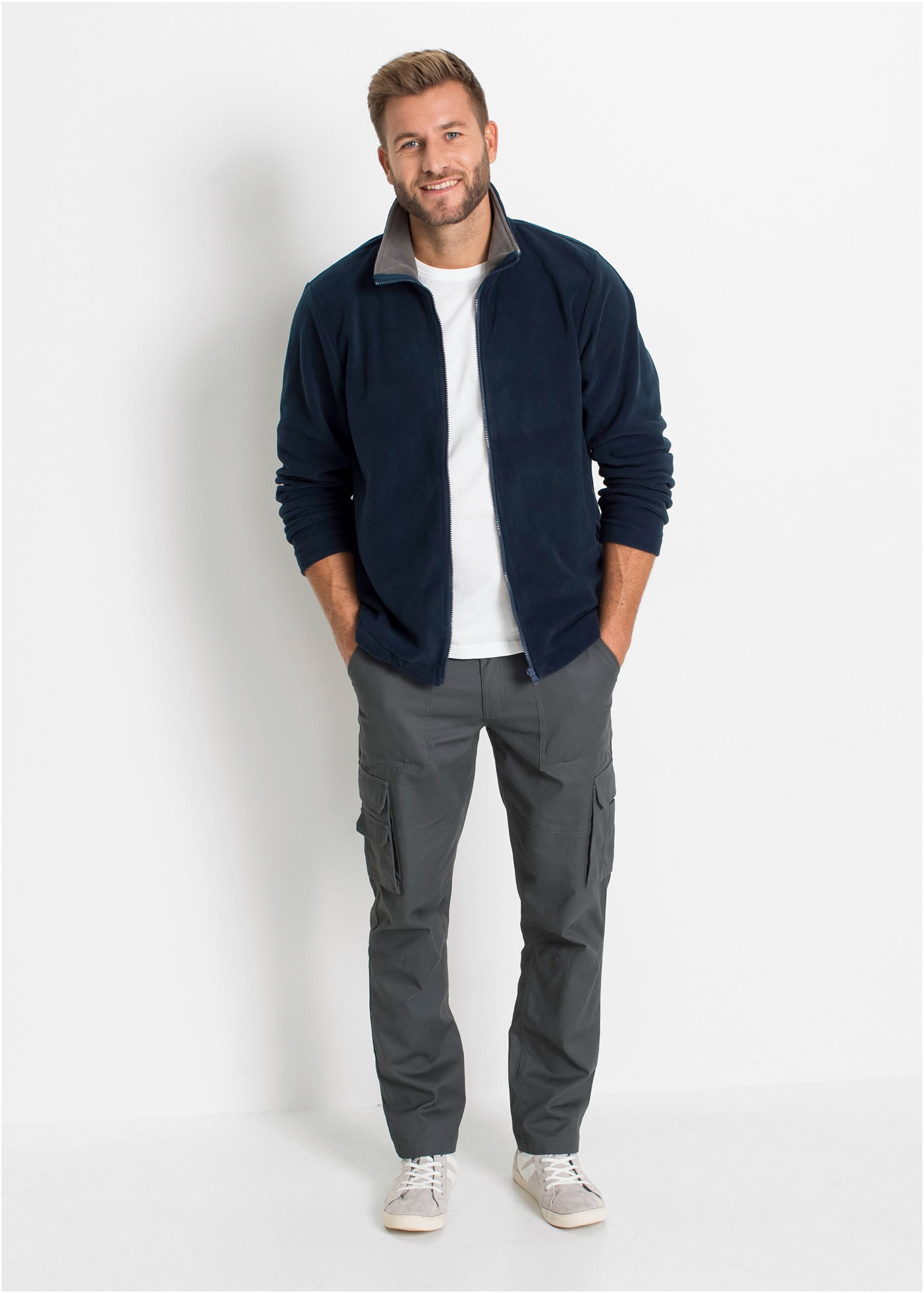 bonprix Fleecejacke »Fleecejacke« ohne Kapuze mit Reißverschluss, mit Stehkragen, aus pflegeleichtem Polyester