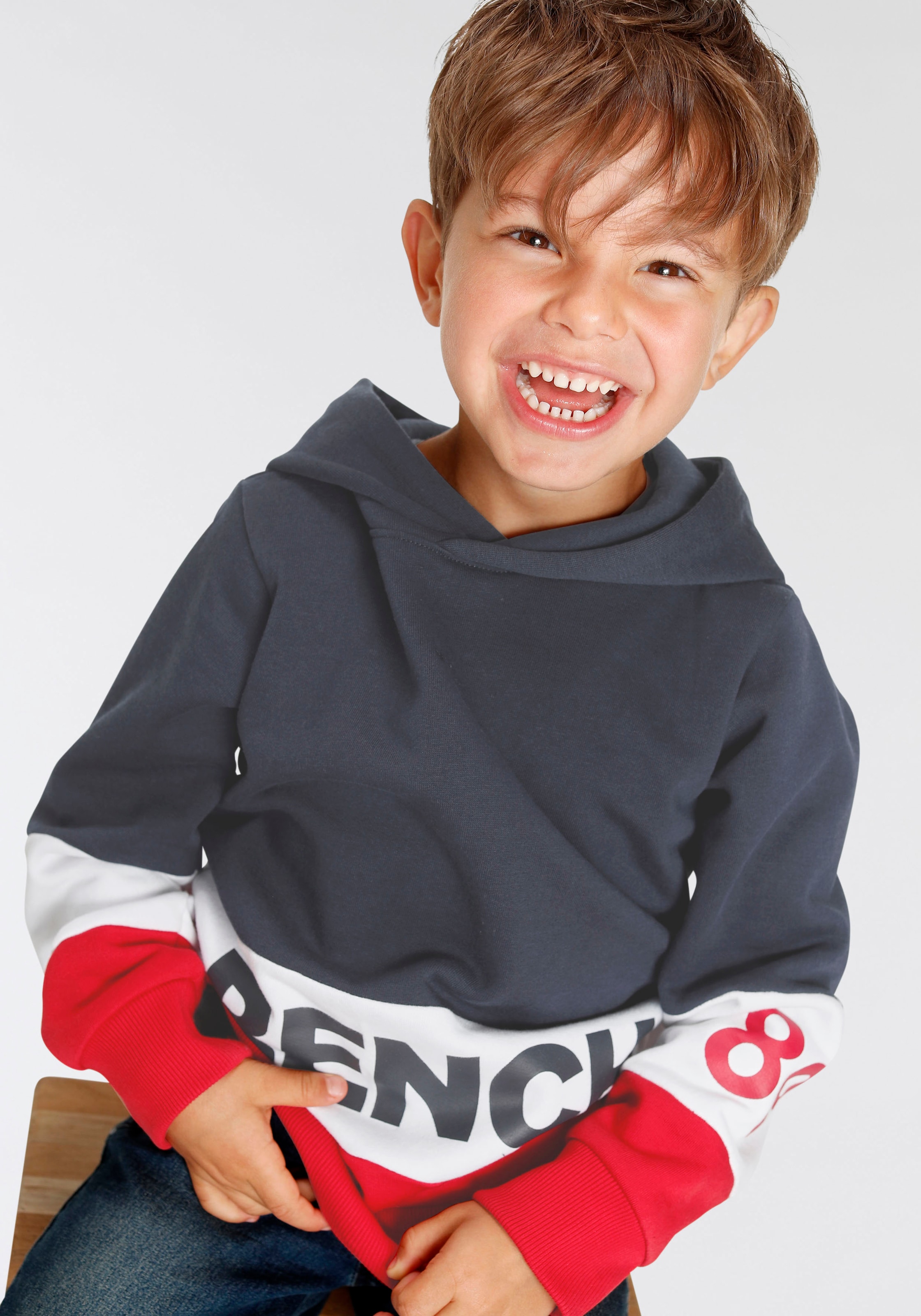 Bench. Kapuzensweatshirt »im mit online kaufen Colorblock-Design«, Logo-Drucken