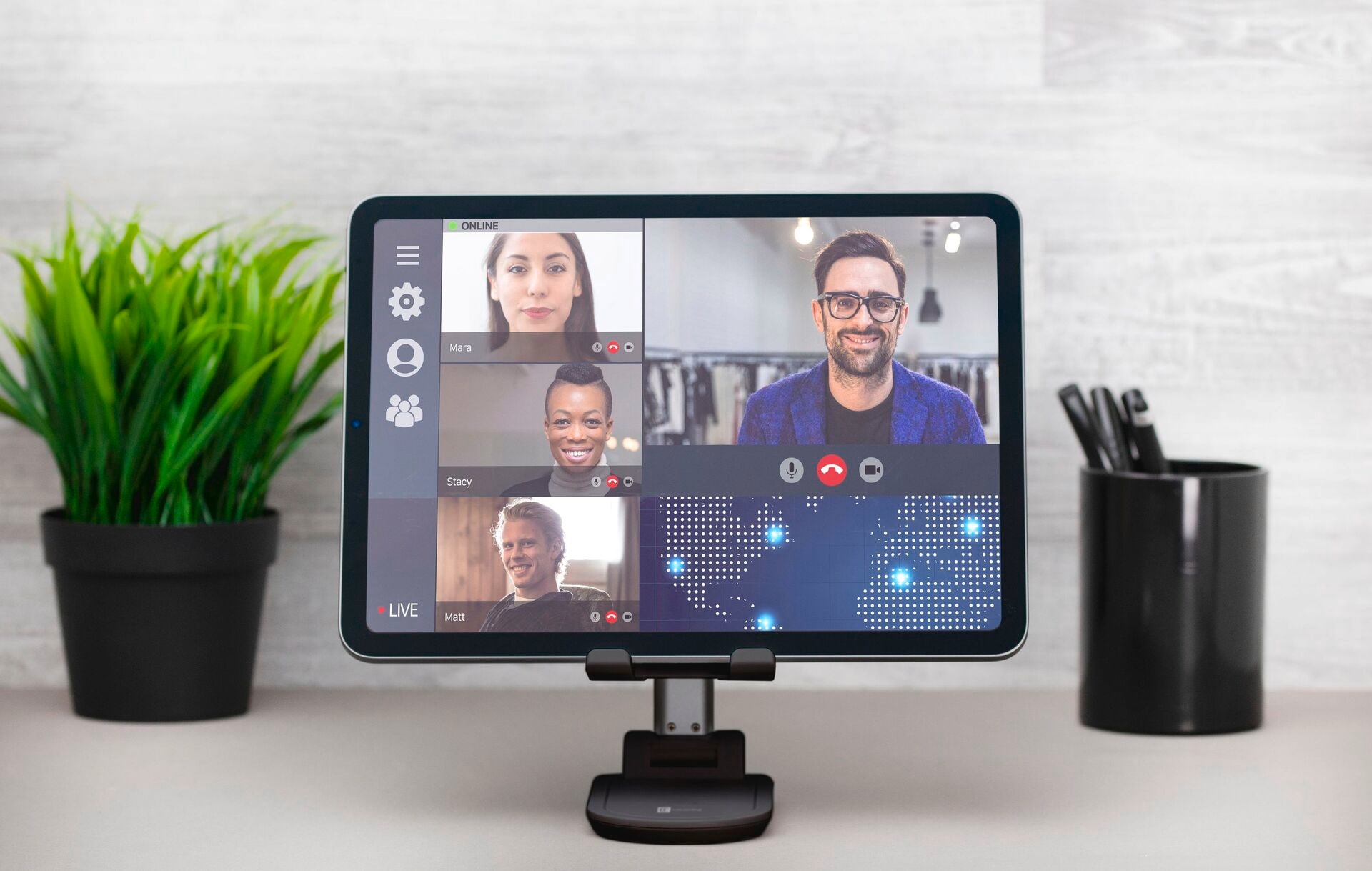 Cellularline Halterung »TABLESTANDW«