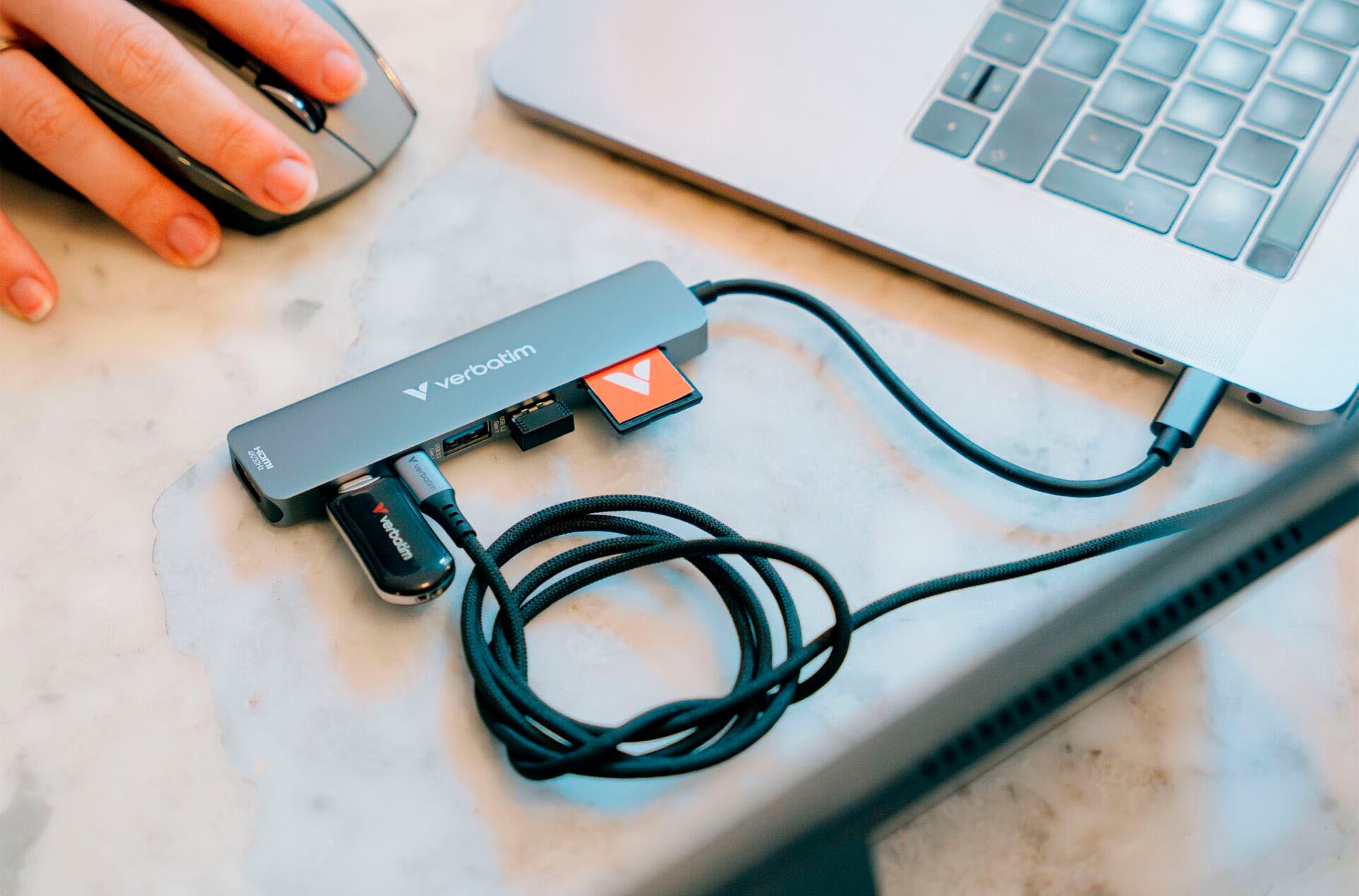 Verbatim USB-Stick »Plectra 256GB«, (USB 3.2 Lesegeschwindigkeit 100 MB/s)