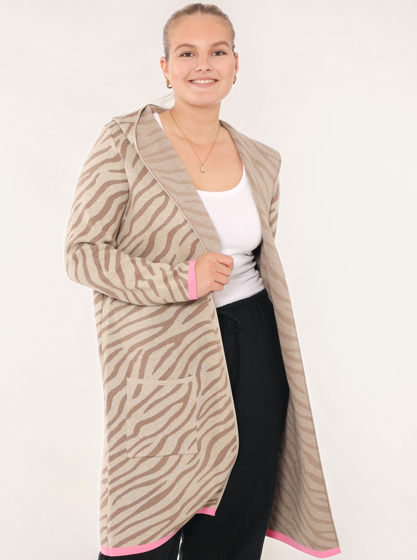 Zwillingsherz Strickjacke »"Zebra"« Animal-Muster, Kapuze, Langarm, Kontrast-Details