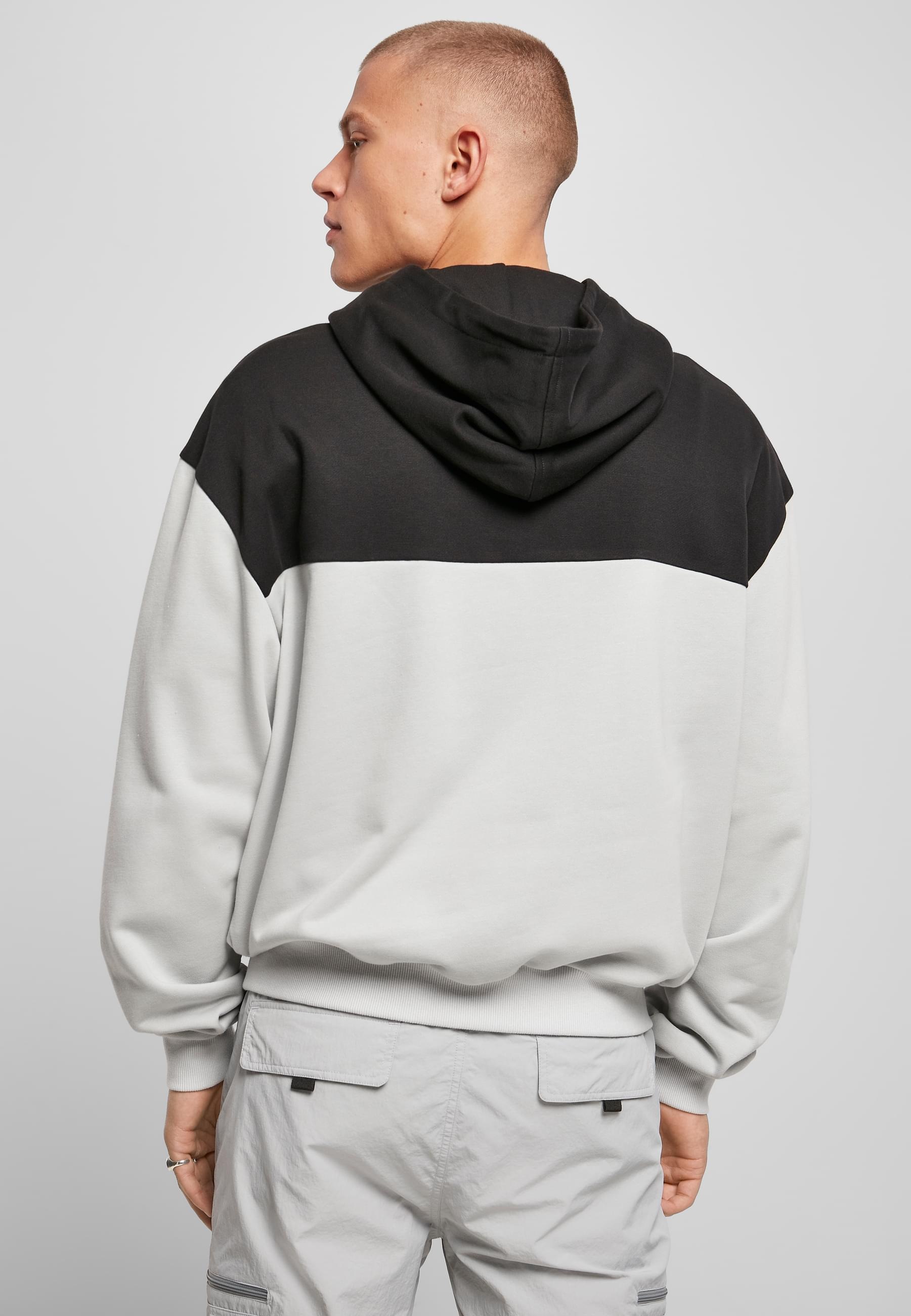 URBAN CLASSICS Sweatshirt »Urban Classics Herren Upper Block Hoody«, 1 Stk.
