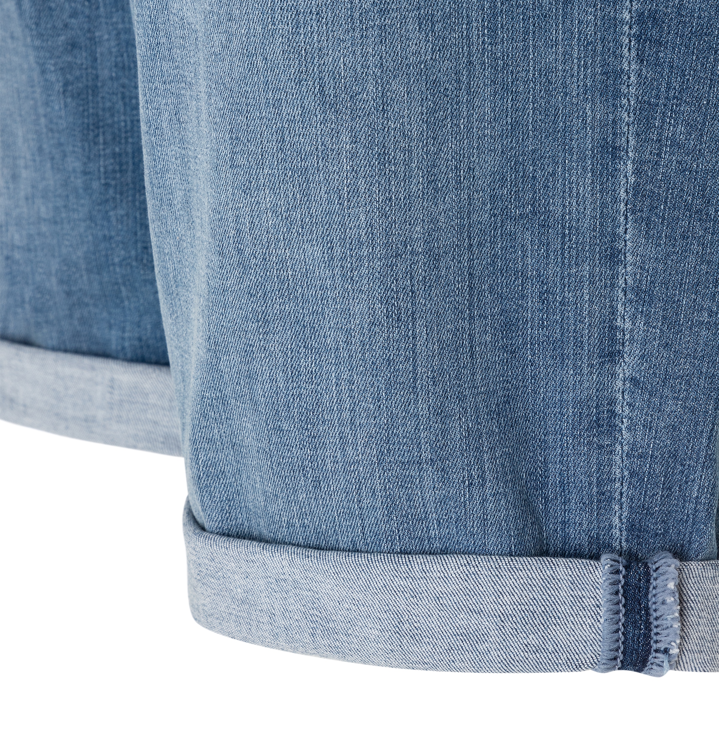 MAC Bermudas, aus sehr leichter, sommerlicher Qualität mit softem Griff