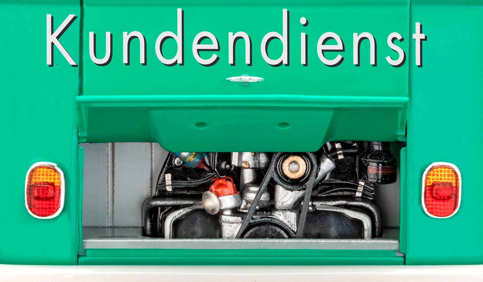 Revell® Modellbausatz »Geschenkset VW T1 Bus 150 Jahre Vaillant« Made in Europe