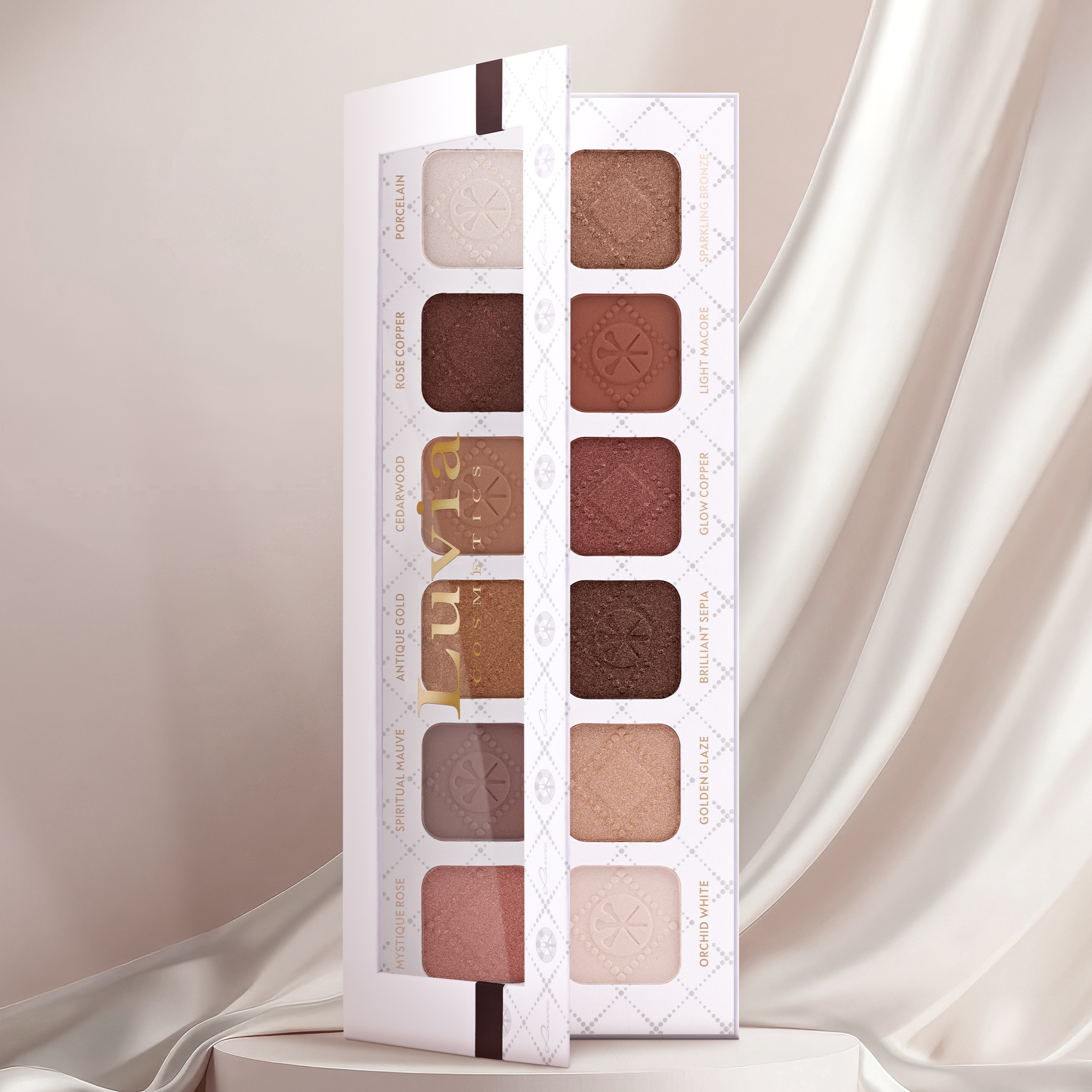 Luvia Cosmetics Lidschatten-Palette »Karmaflage« Matt und schimmernd, hochpigmentiert, müheloses Verblenden.