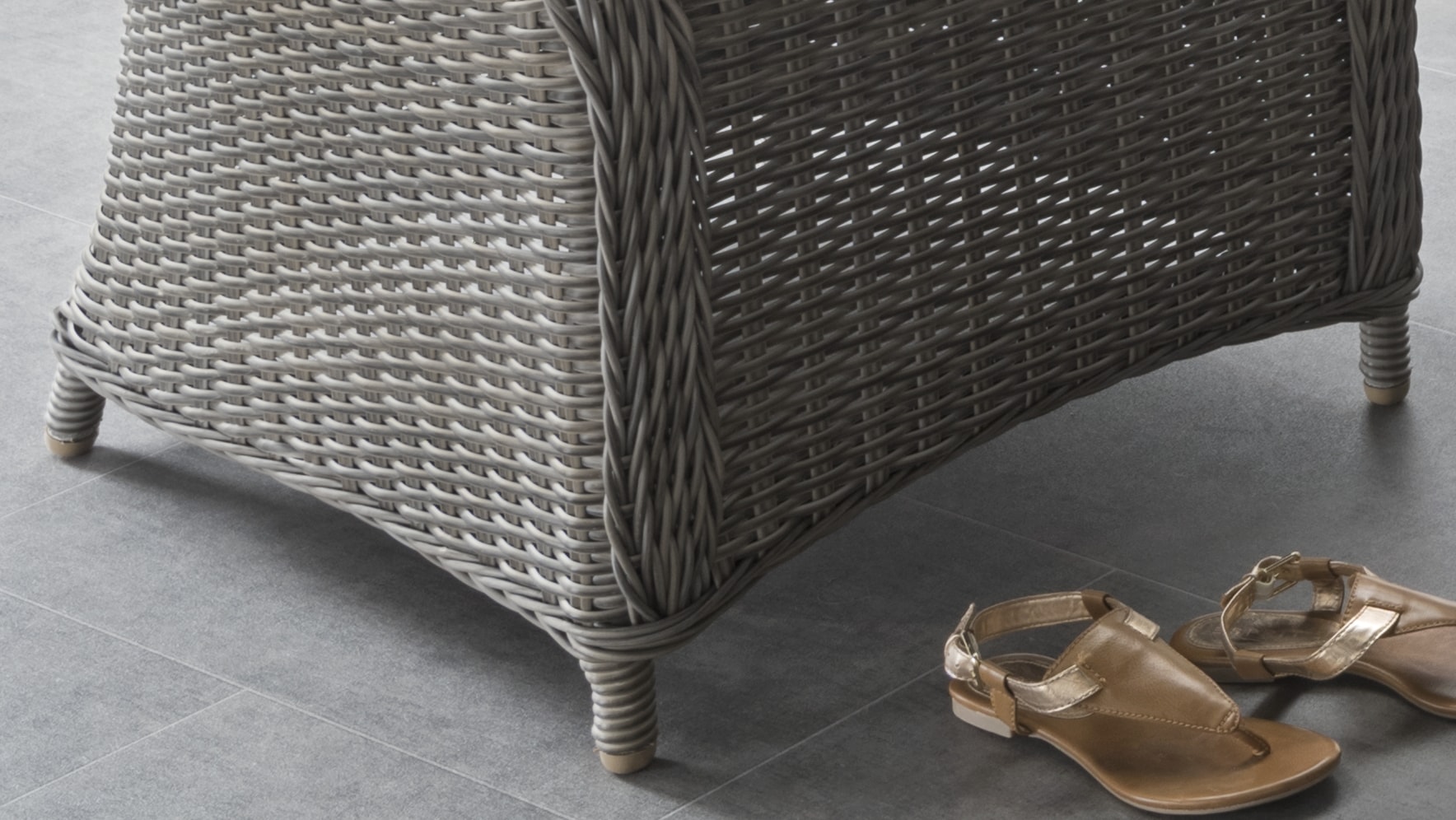 Destiny Garten-Essgruppe »LUNA«, (Set, 14 tlg., 4x Sessel, 1x Tisch Ø 150x75cm mit Drehteller, inkl. Auflagen), Aluminium, Polyrattan