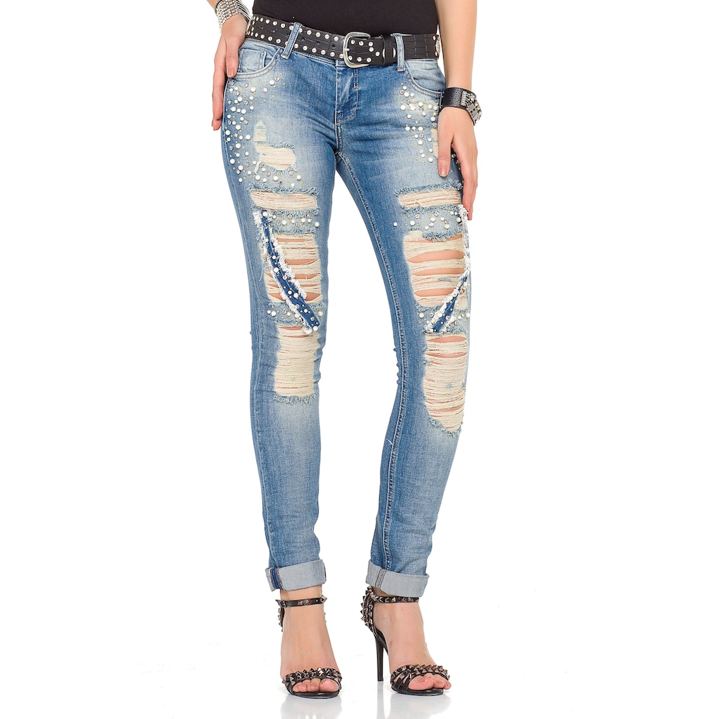 Cipo & Baxx Slim-fit-Jeans, mit coolen Used-Elementen