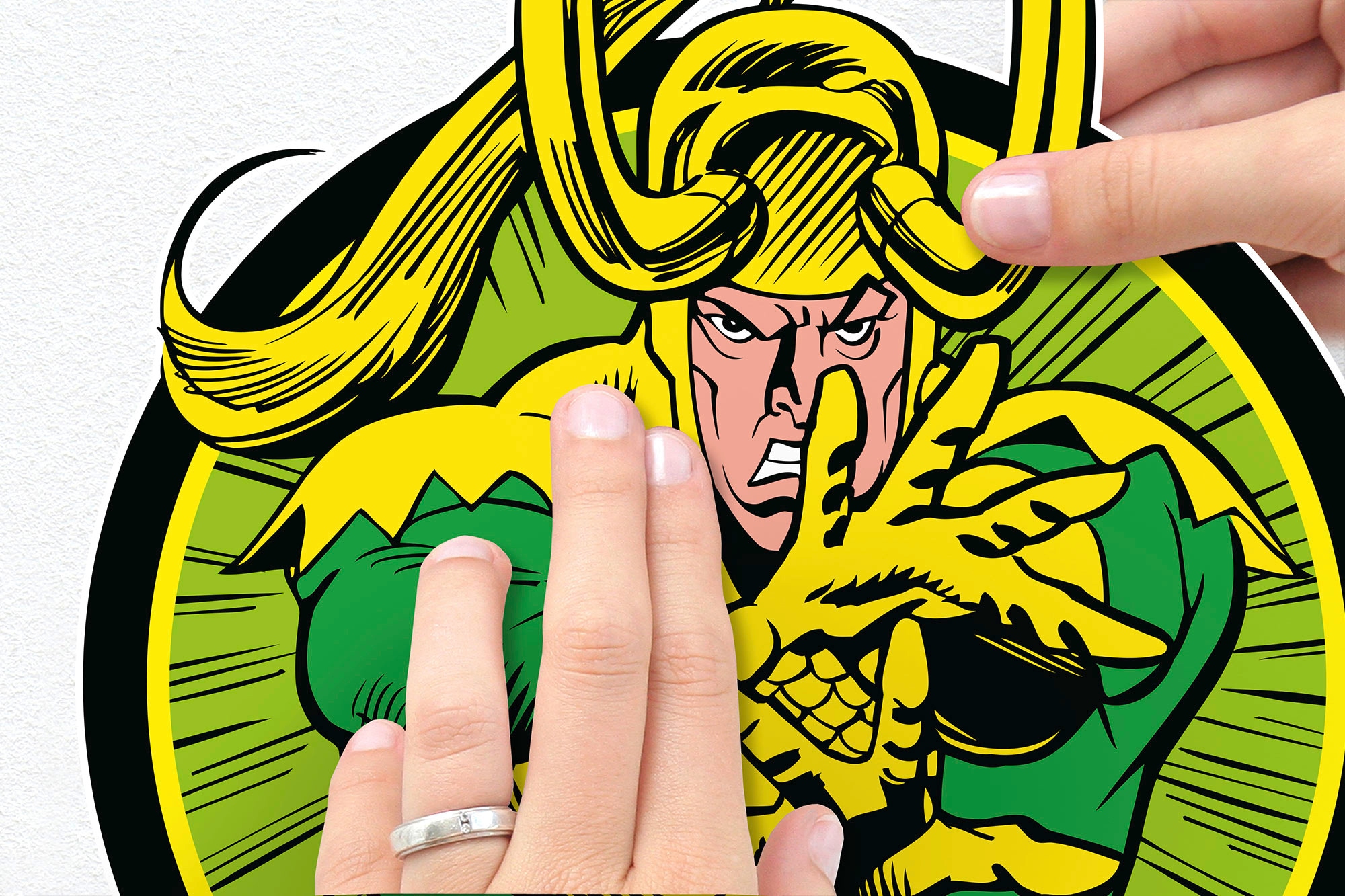 Komar Wandtattoo »Loki Comic Classic - Größe 50 x 70 cm«, (1 St.), selbstklebend, Wandsticker, Kinderzimmer