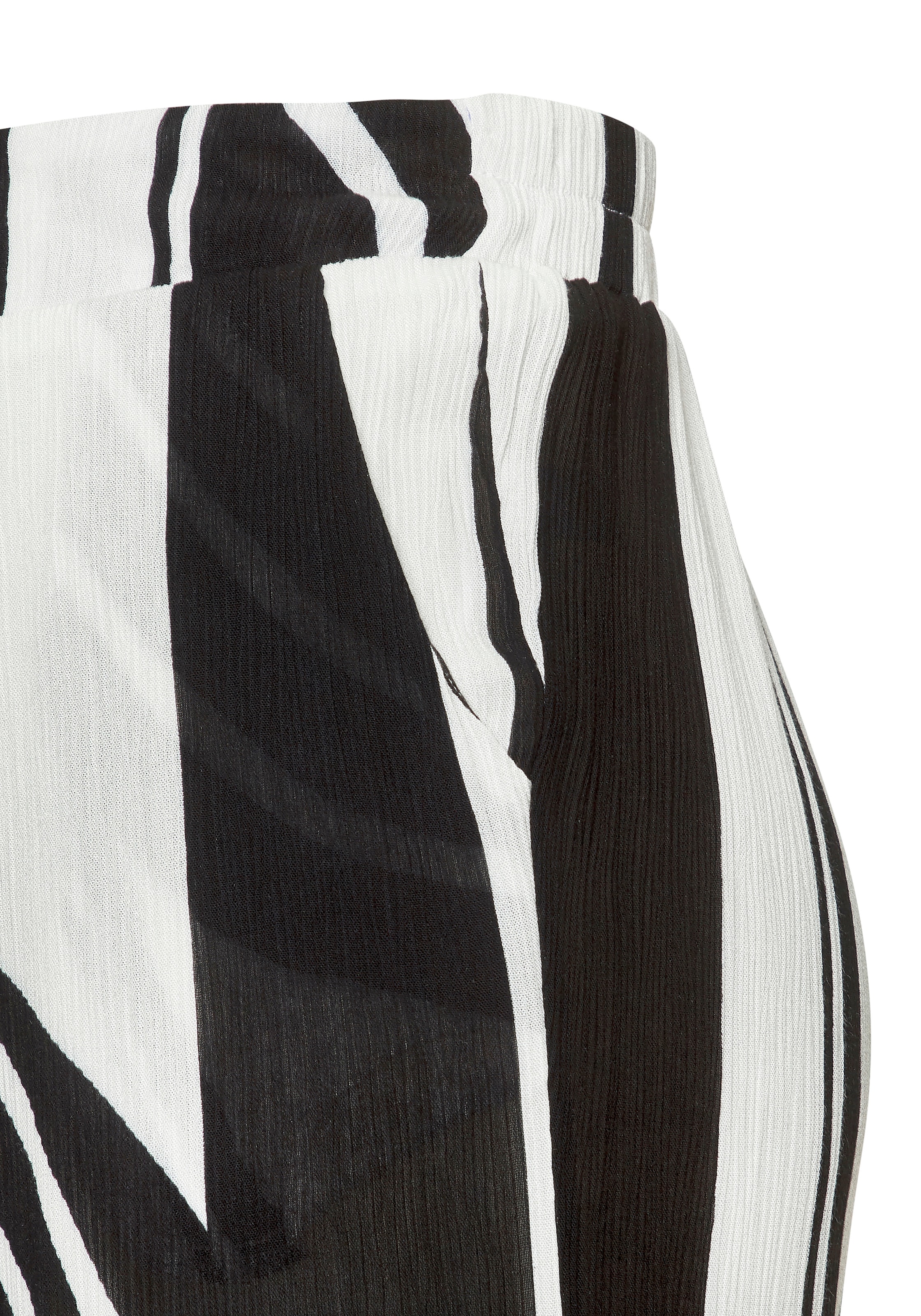s.Oliver Palazzohose  aus Viskose-Crepe, luftige Sommerhose, Schlupfhose casual